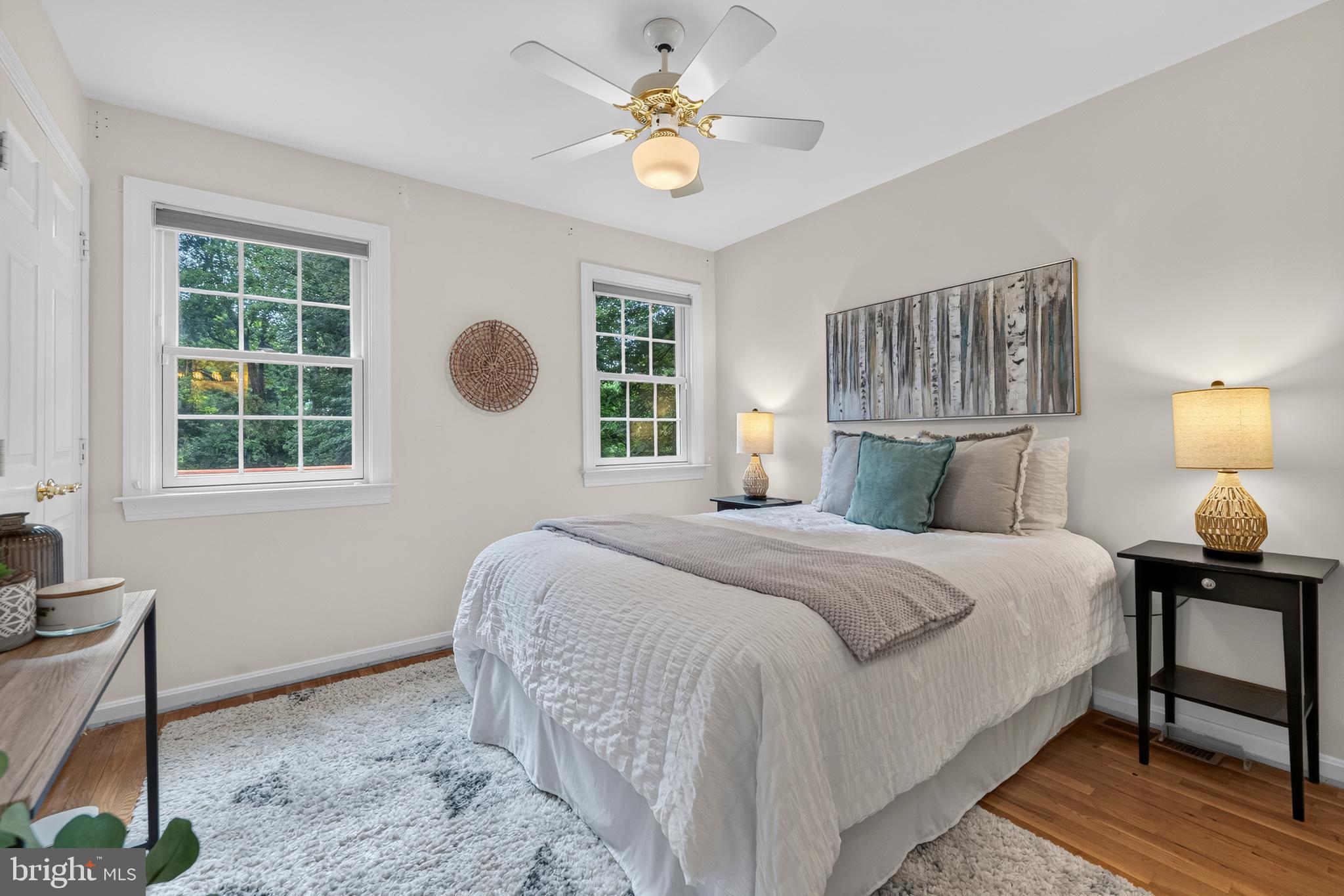 HICKORY MEADOW - Residential