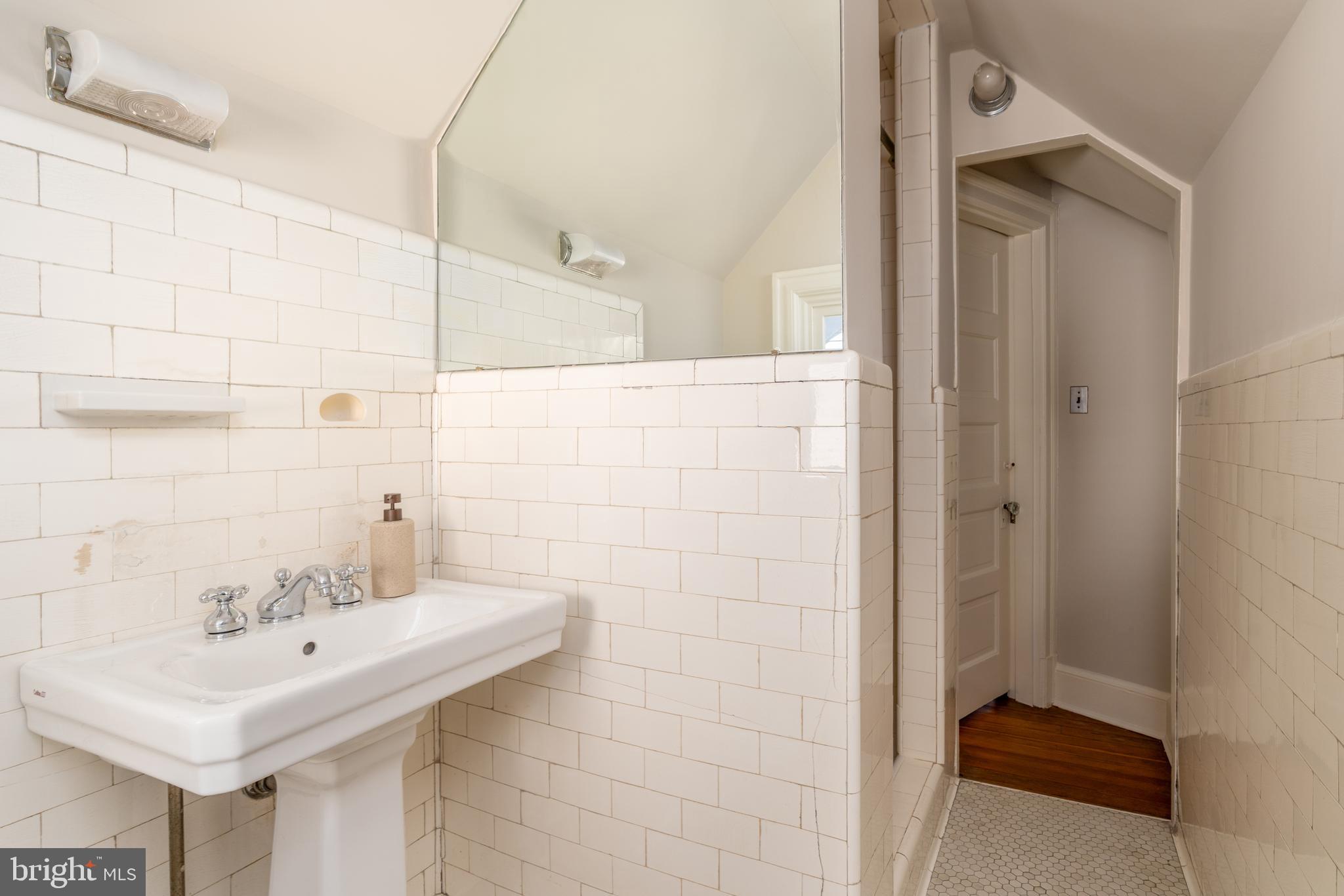 CLEVELAND PARK - Residential