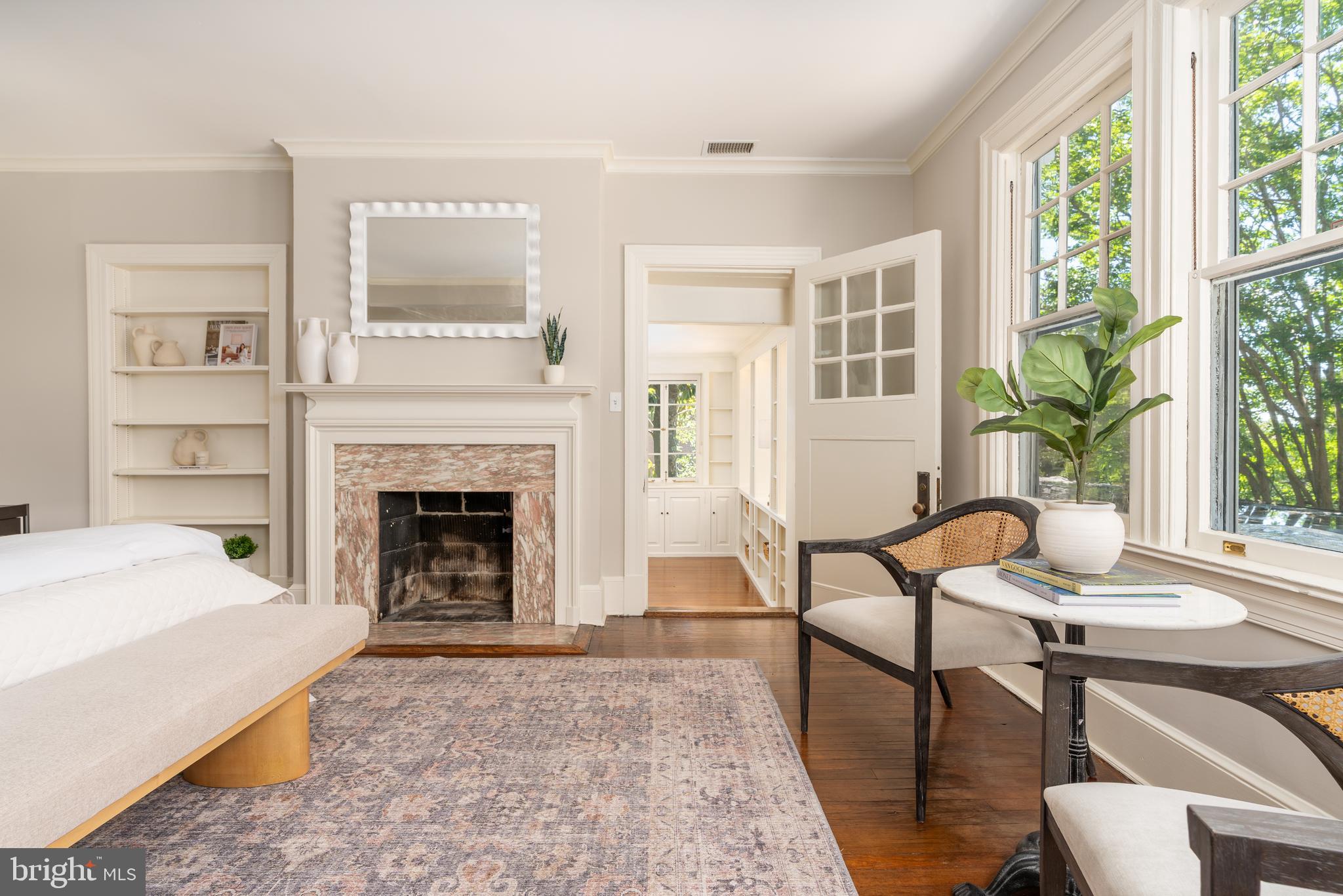 CLEVELAND PARK - Residential