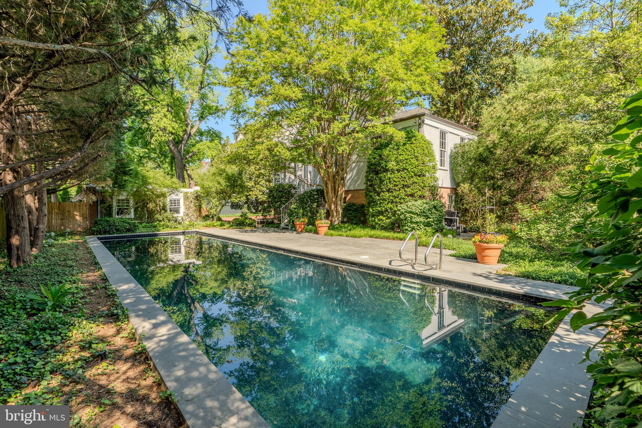 CLEVELAND PARK - Residential