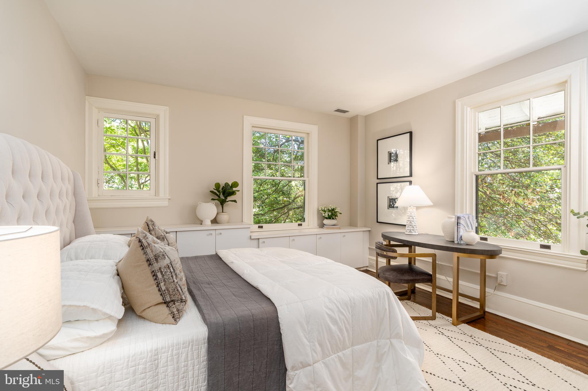 CLEVELAND PARK - Residential