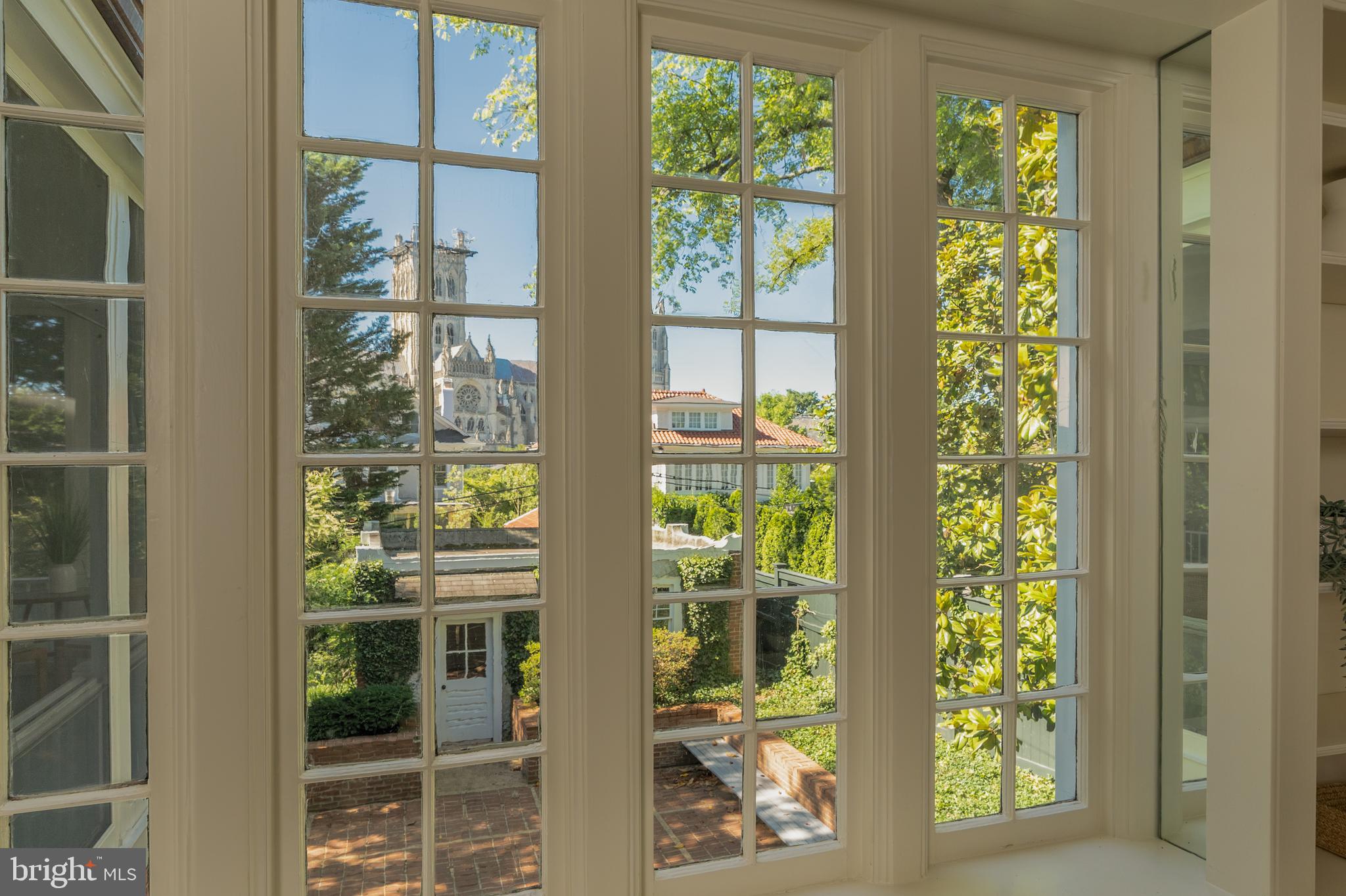 CLEVELAND PARK - Residential