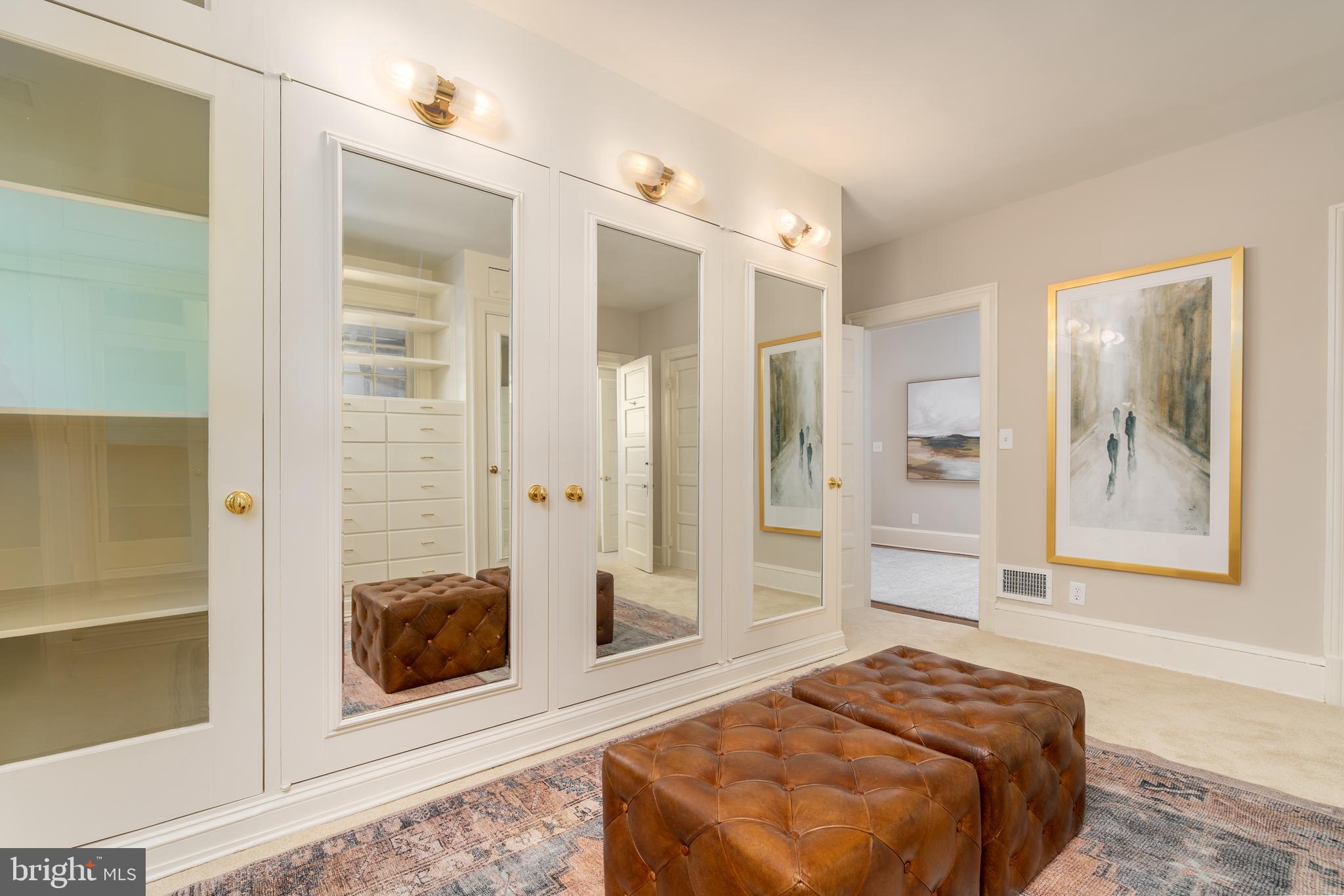CLEVELAND PARK - Residential