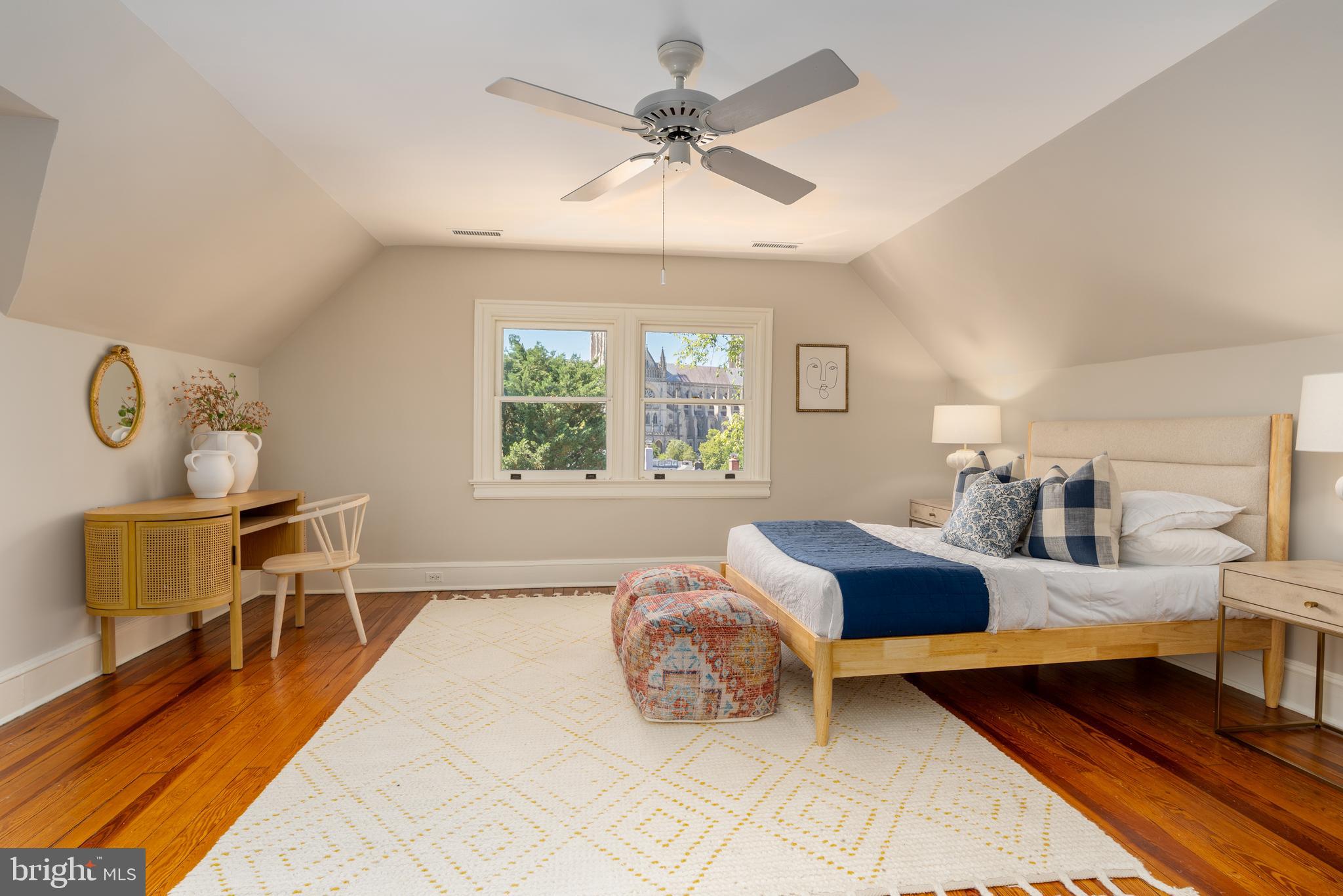 CLEVELAND PARK - Residential