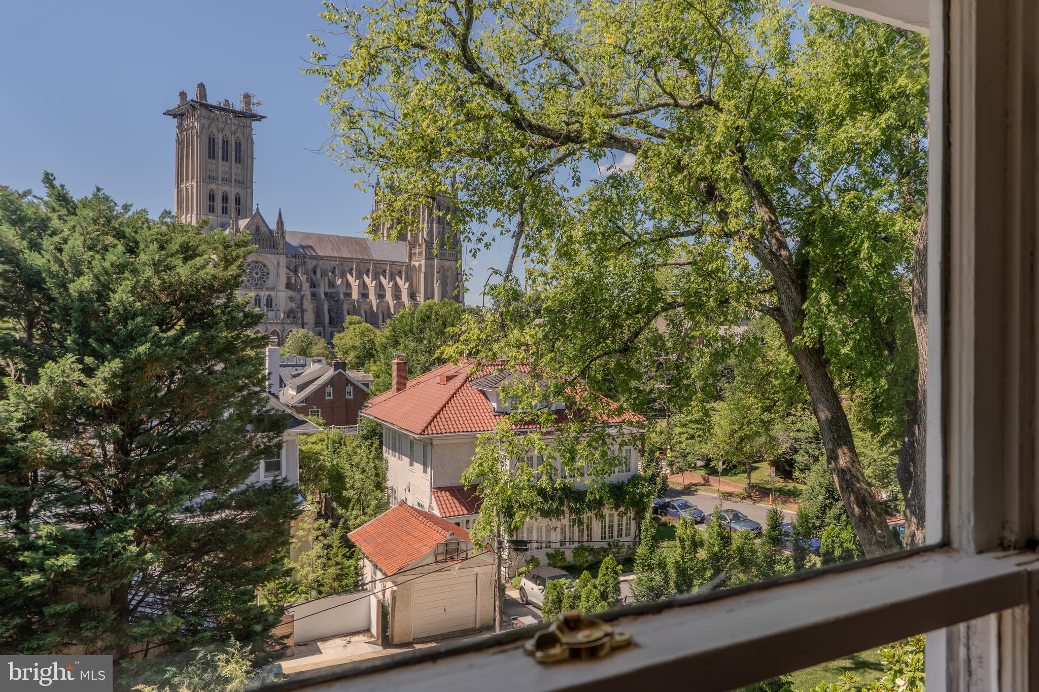 CLEVELAND PARK - Residential