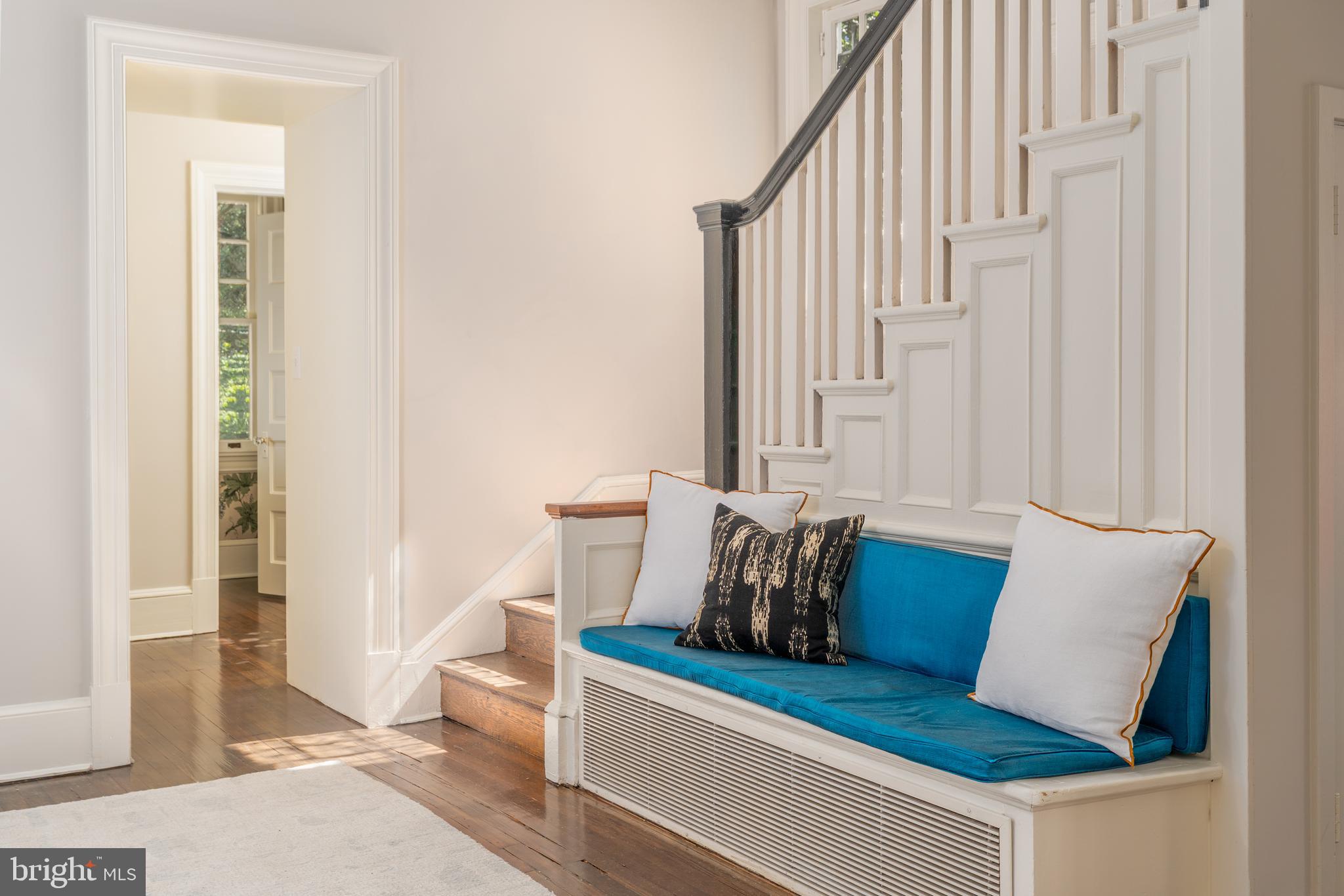 CLEVELAND PARK - Residential