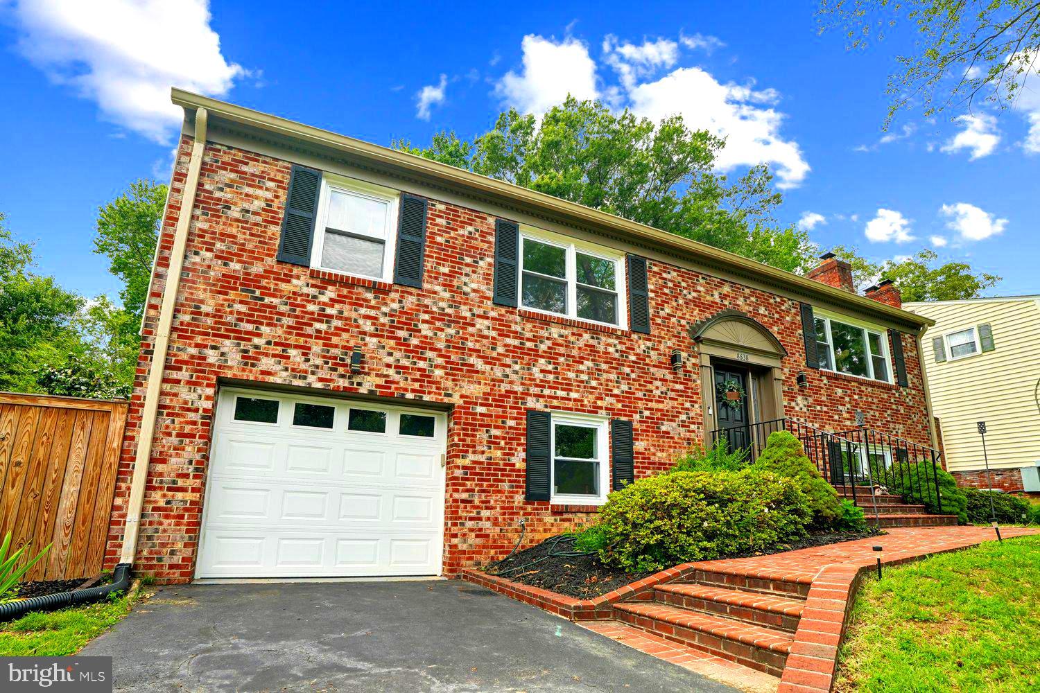 MT VERNON HILLS - Residential