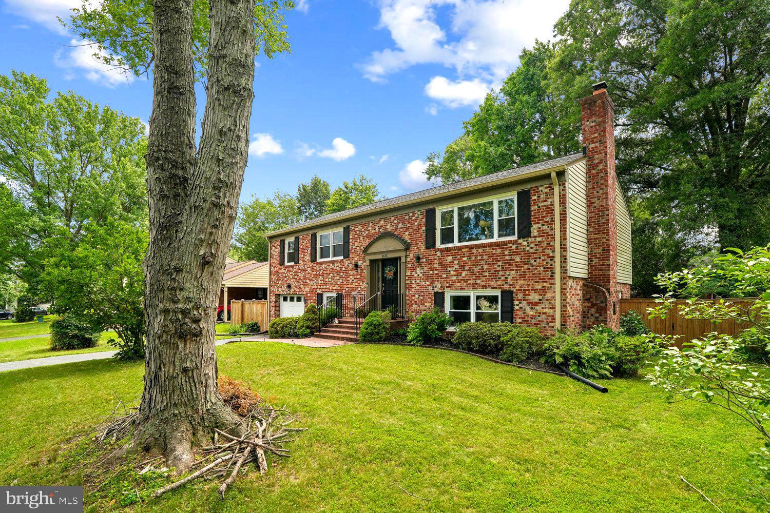 MT VERNON HILLS - Residential