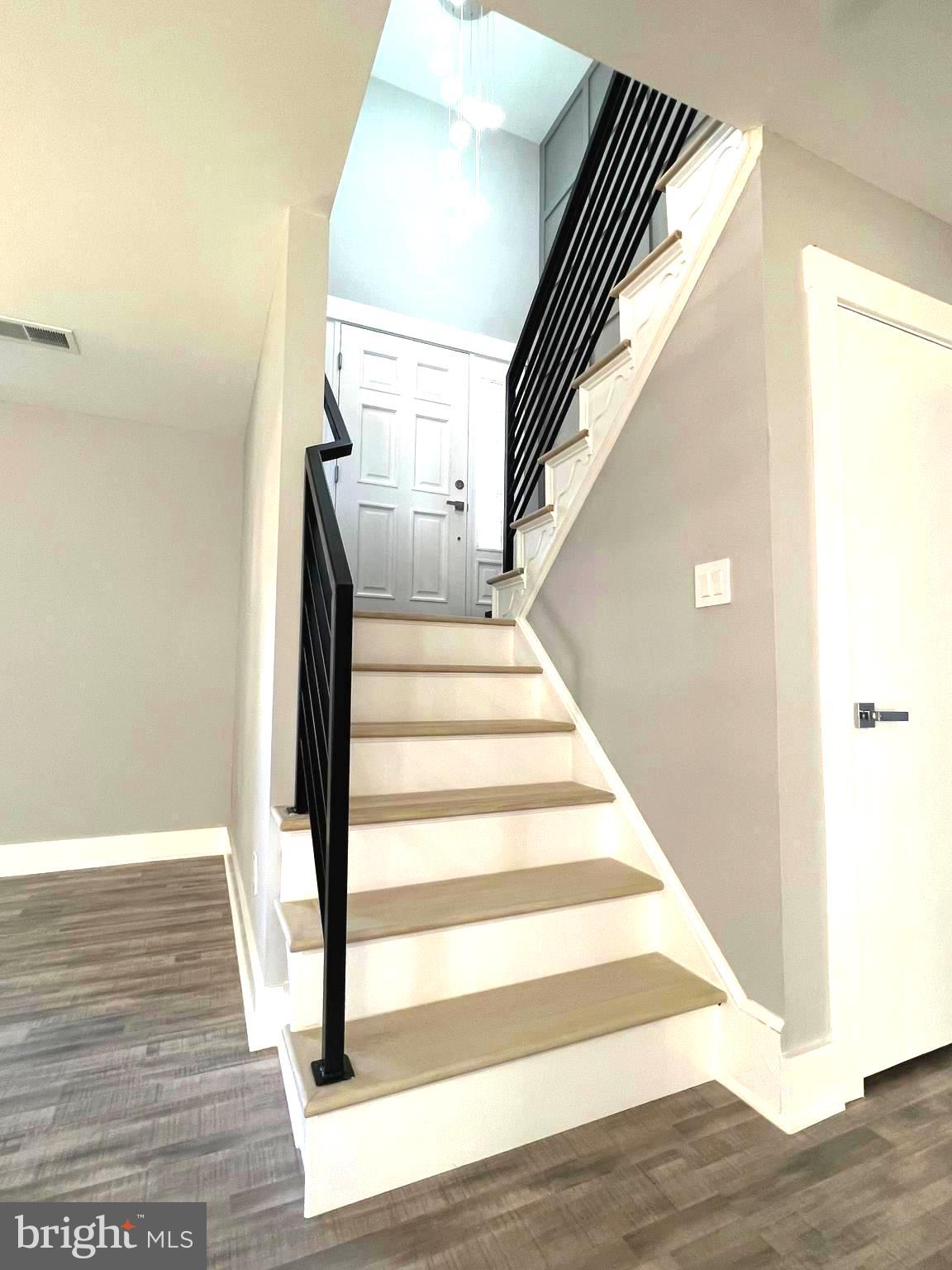 MT VERNON HILLS - Residential