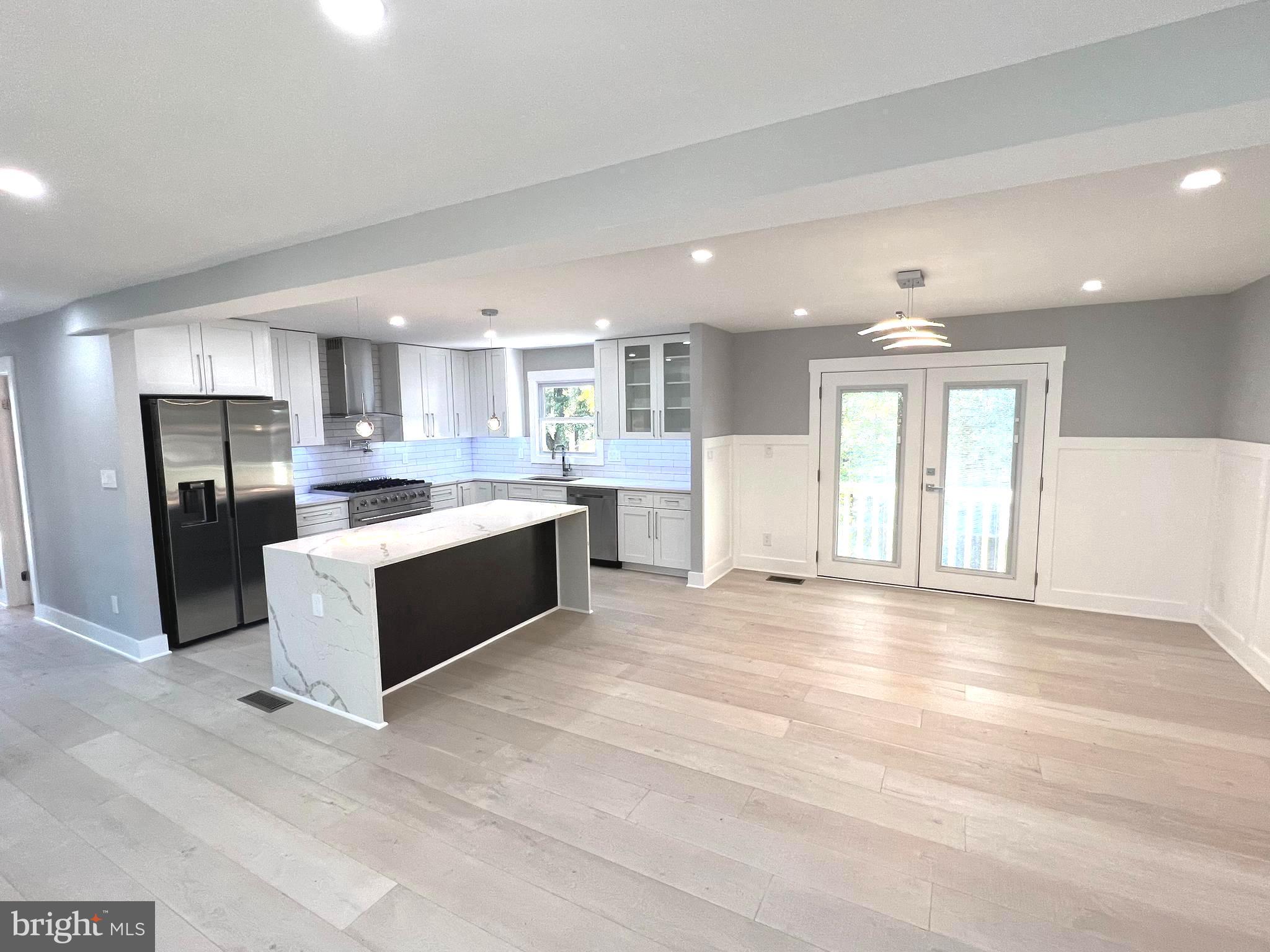 MT VERNON HILLS - Residential