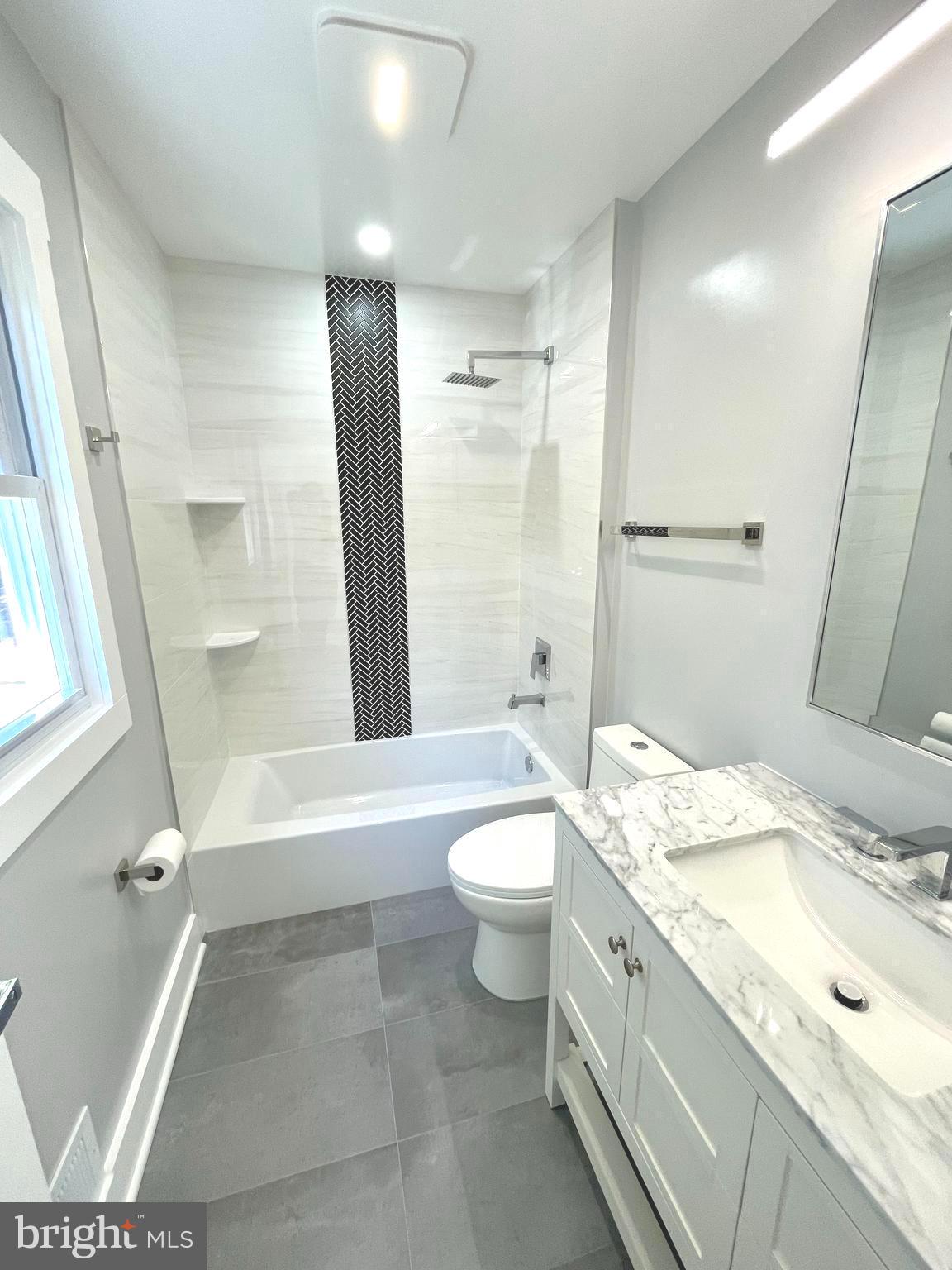 MT VERNON HILLS - Residential