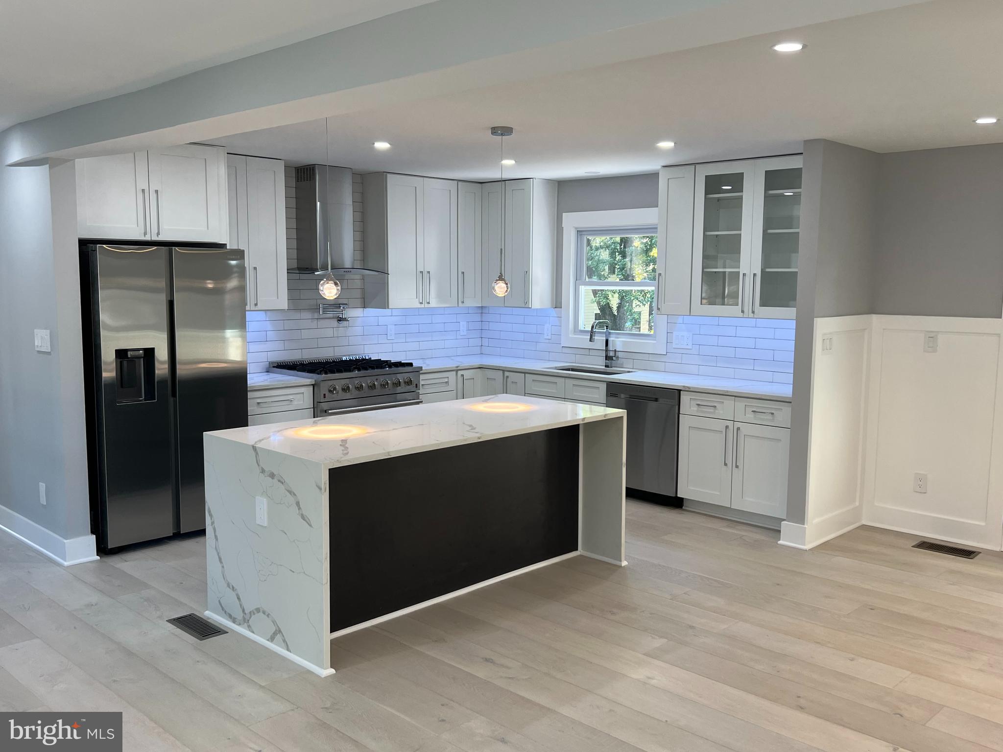 MT VERNON HILLS - Residential