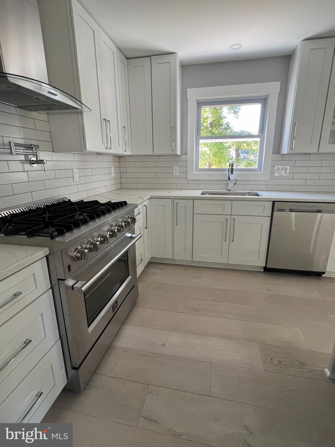 MT VERNON HILLS - Residential