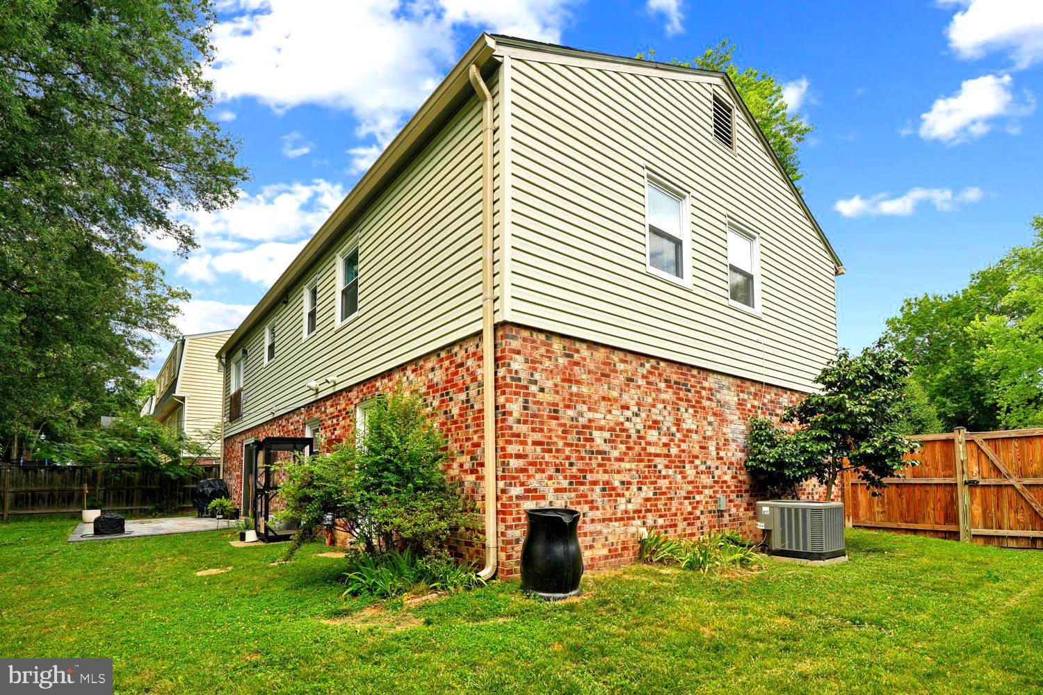 MT VERNON HILLS - Residential