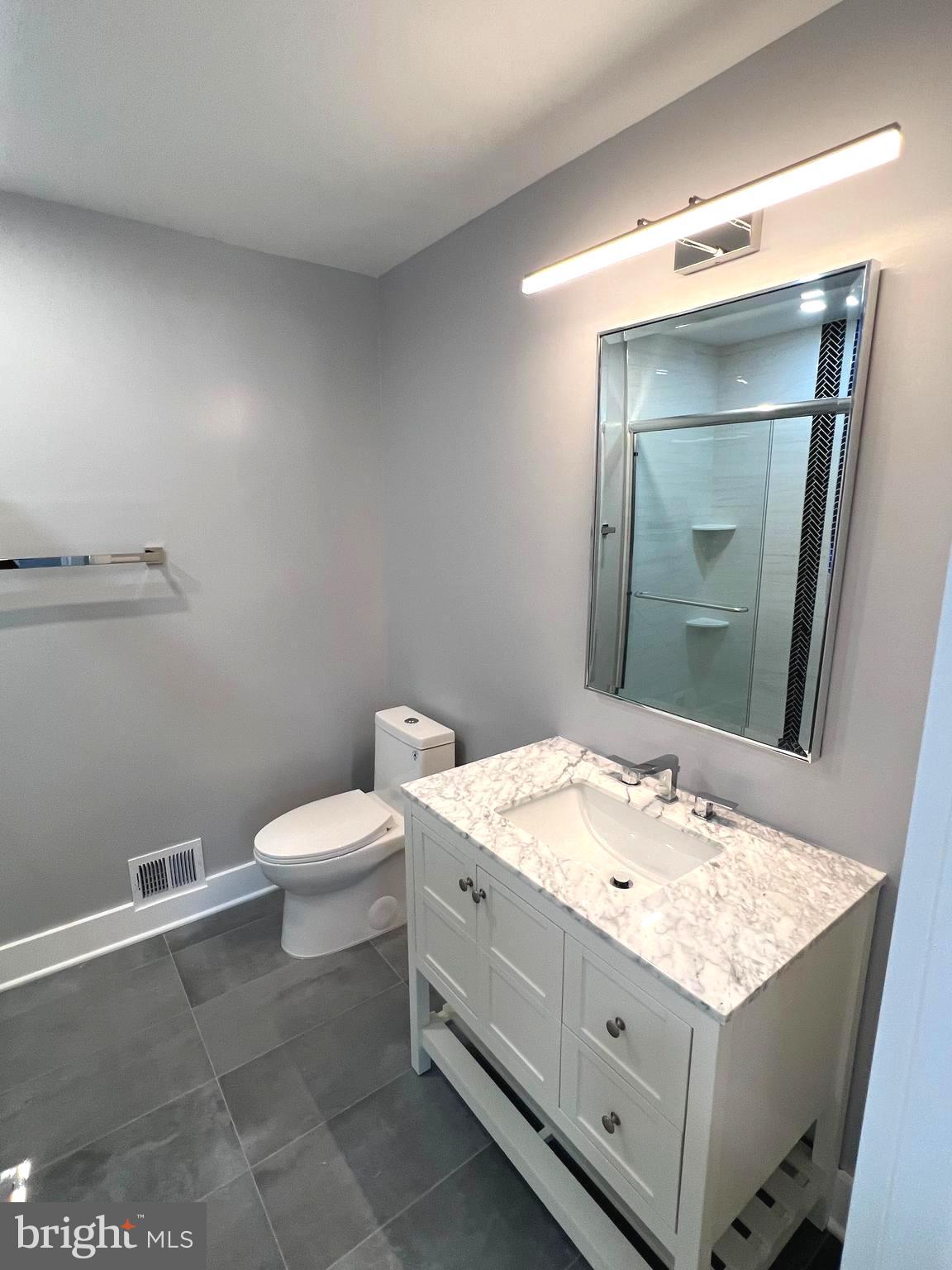 MT VERNON HILLS - Residential