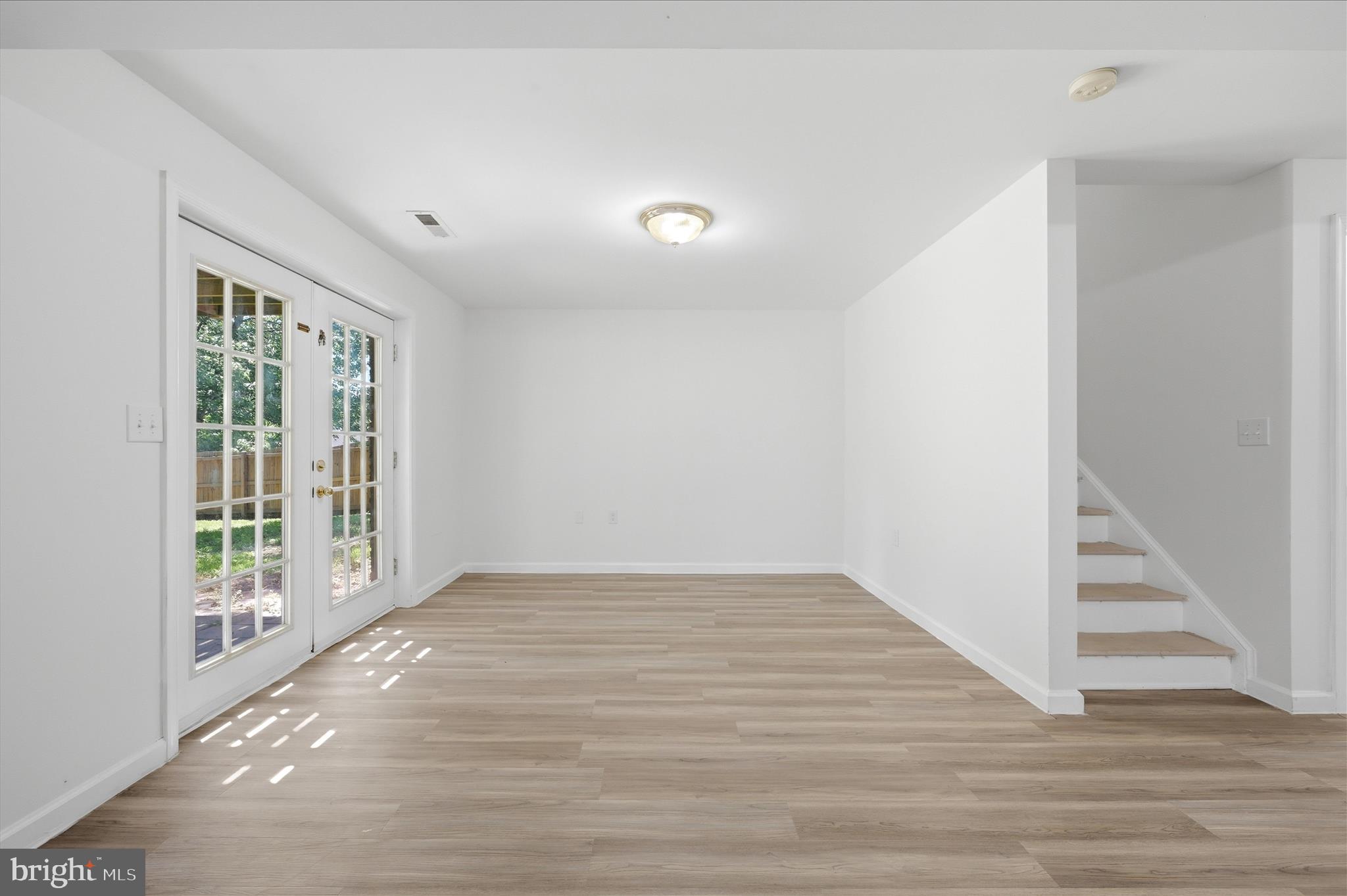 INWOOD MEADOWS - Residential