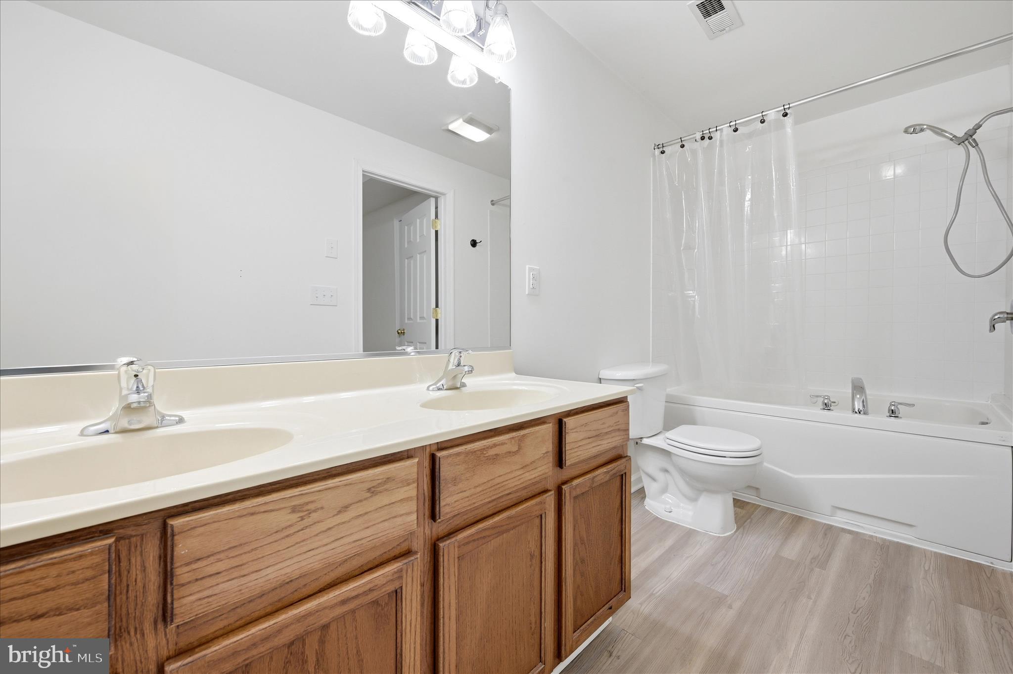 INWOOD MEADOWS - Residential