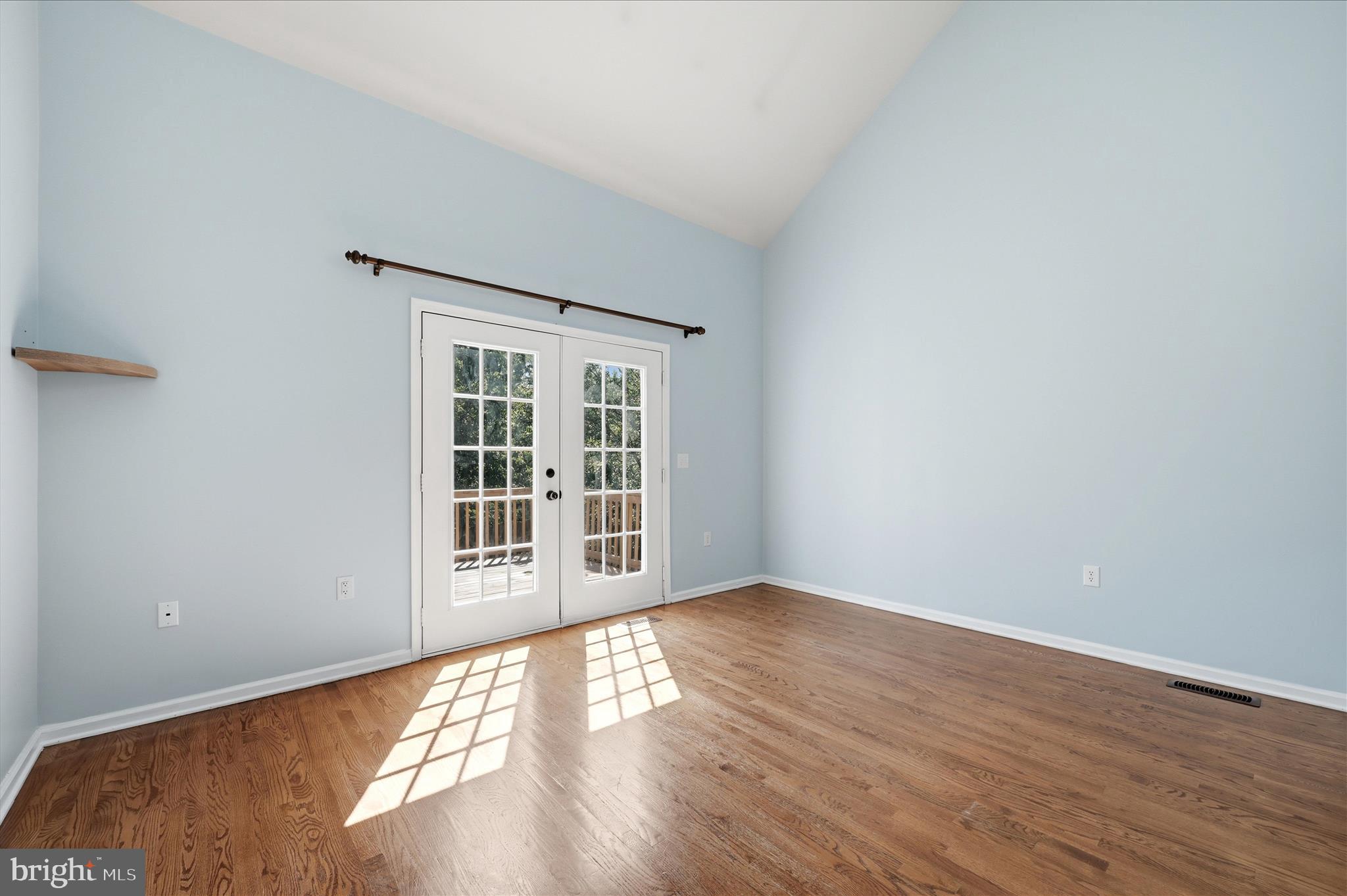 INWOOD MEADOWS - Residential