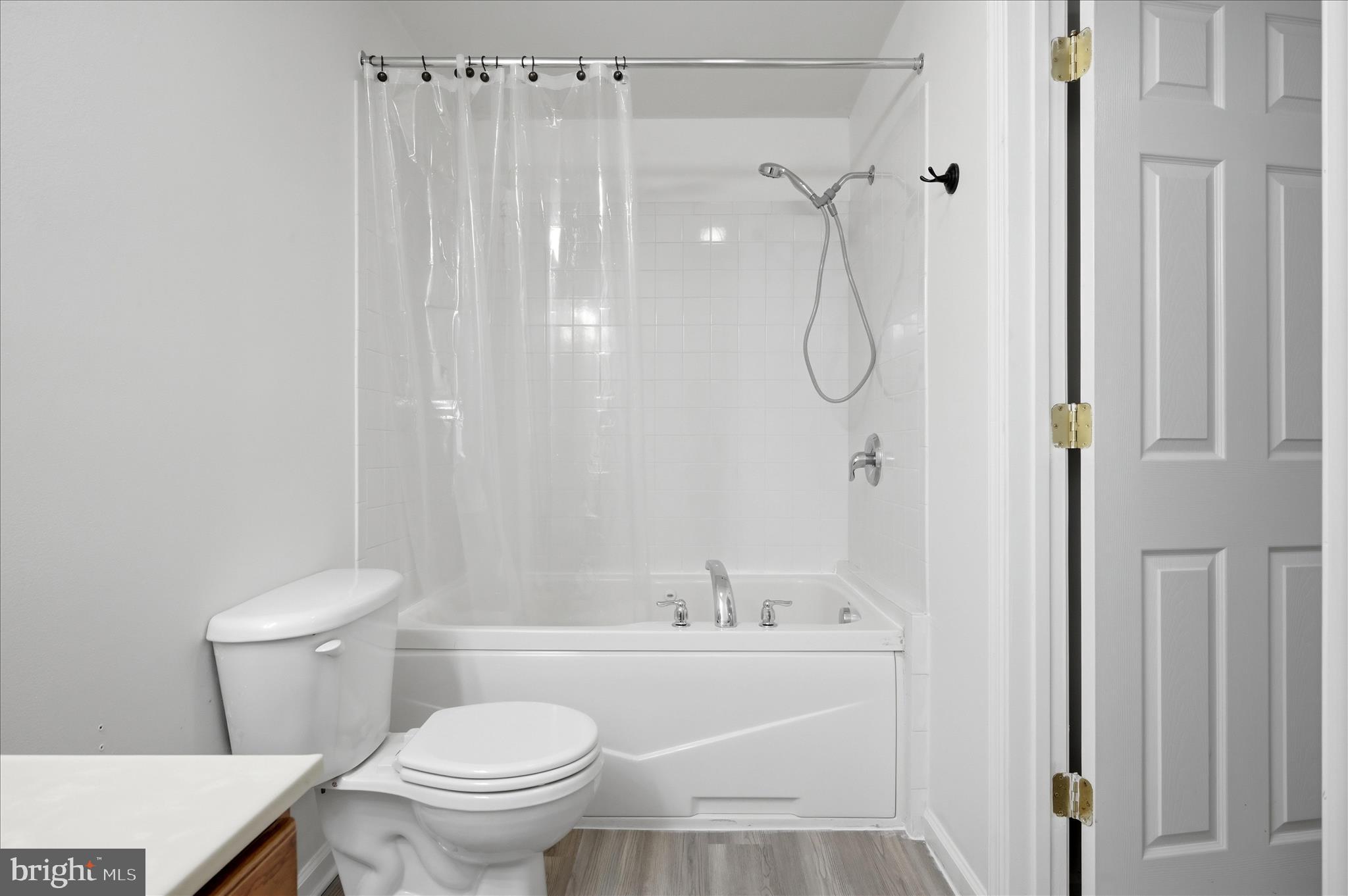 INWOOD MEADOWS - Residential