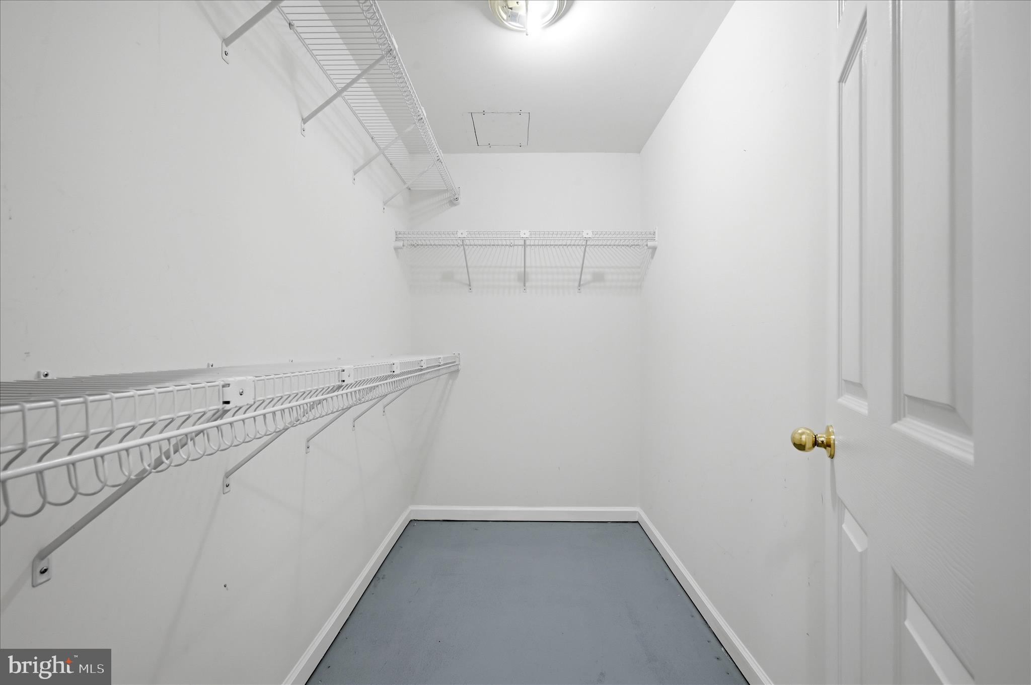 INWOOD MEADOWS - Residential