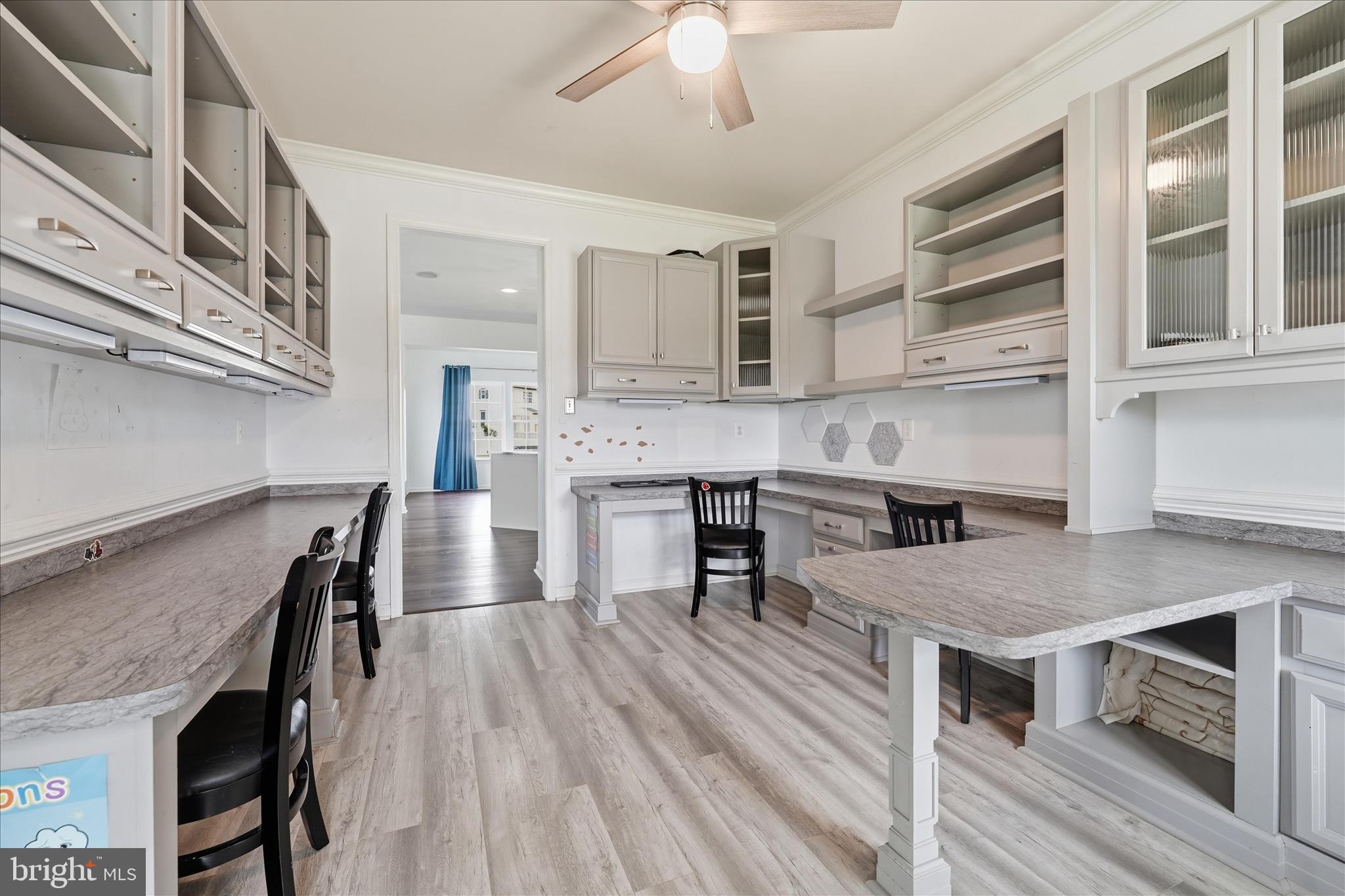 BROOKFIELD - Residential