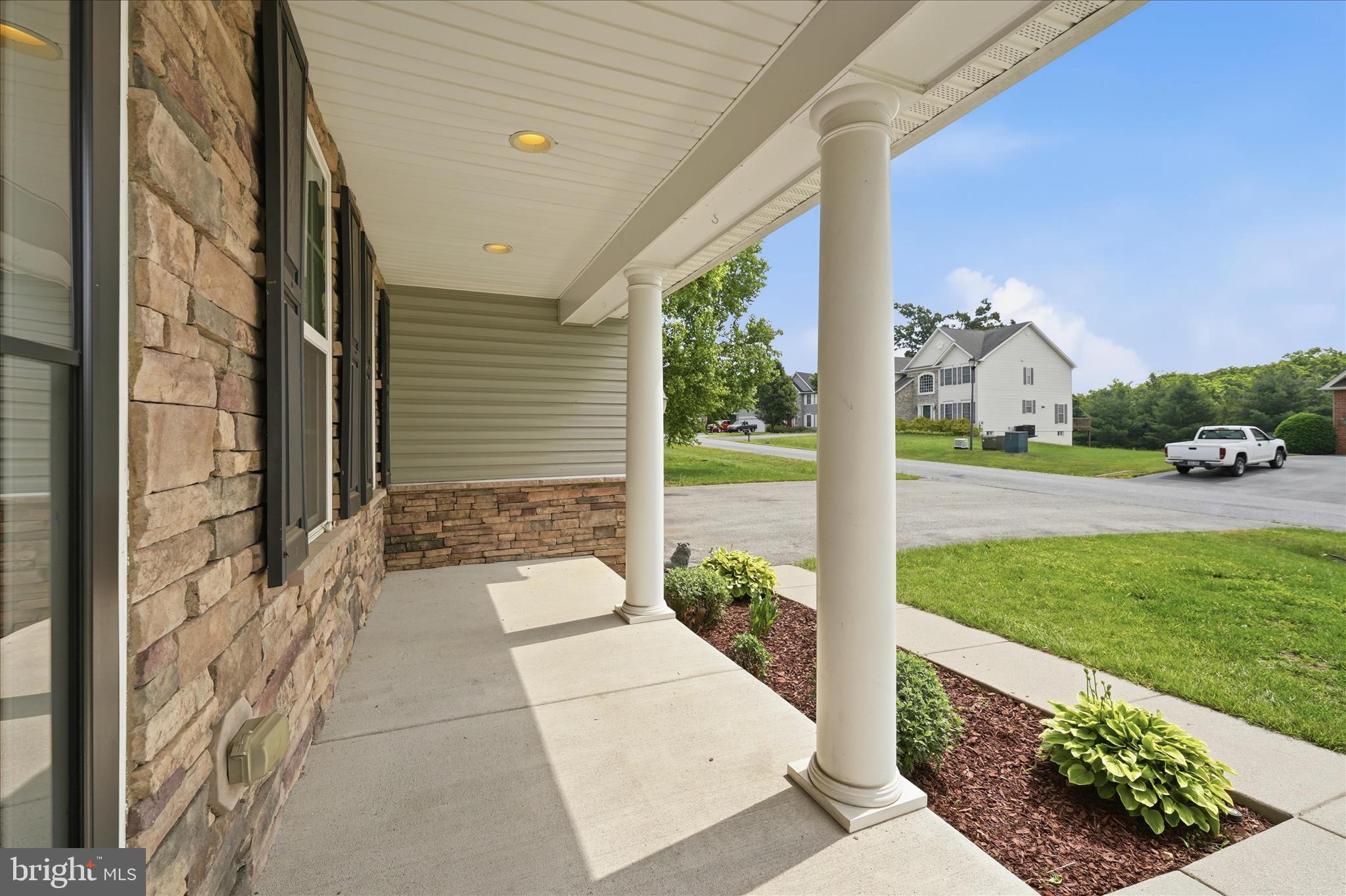 BROOKFIELD - Residential