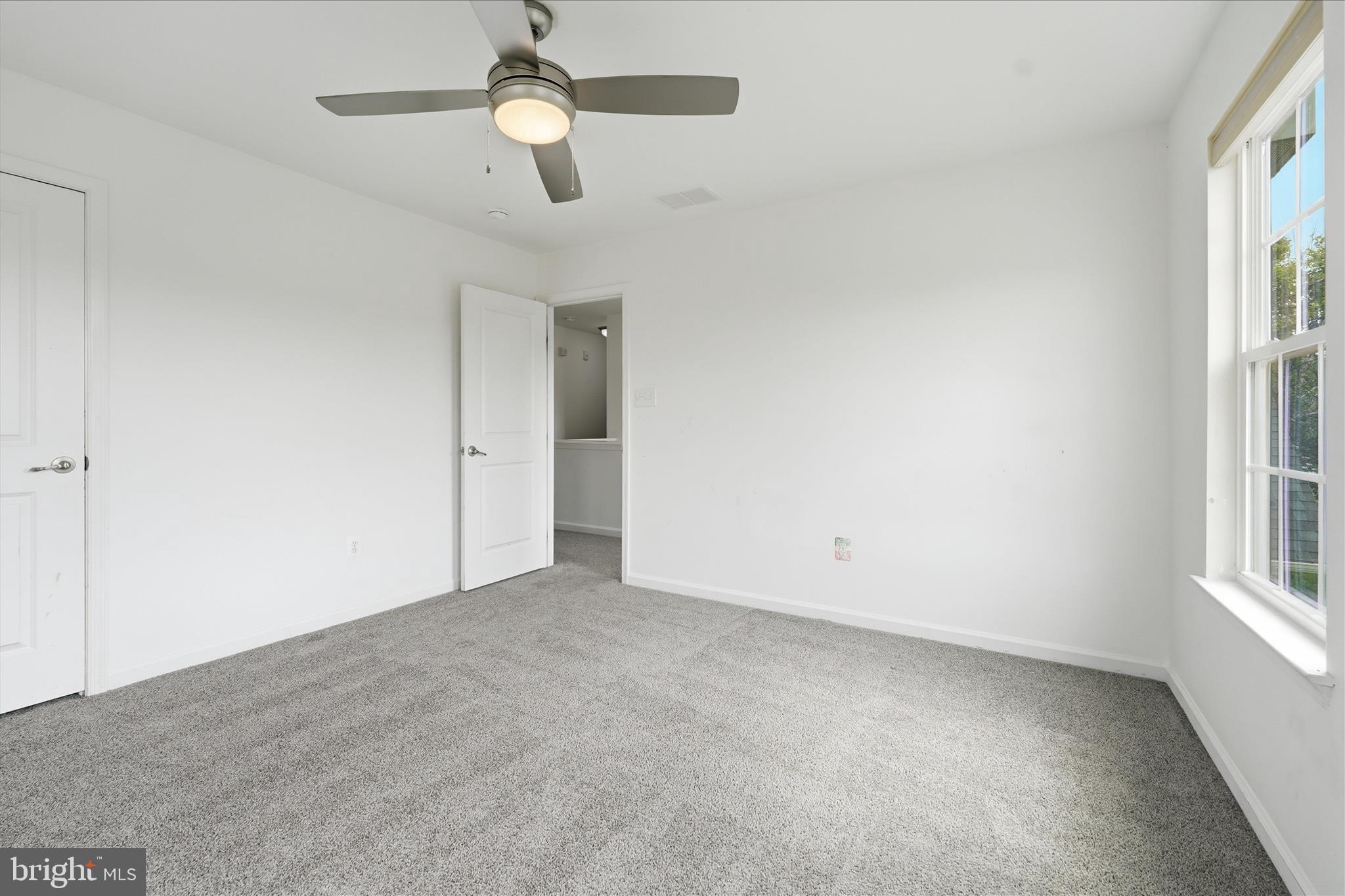BROOKFIELD - Residential