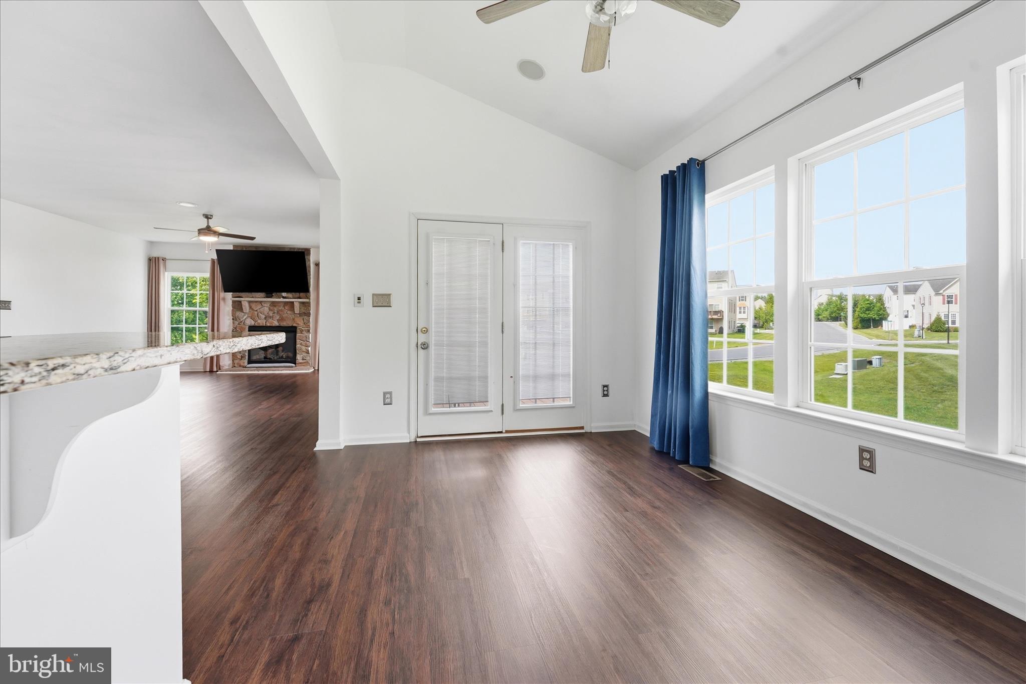 BROOKFIELD - Residential