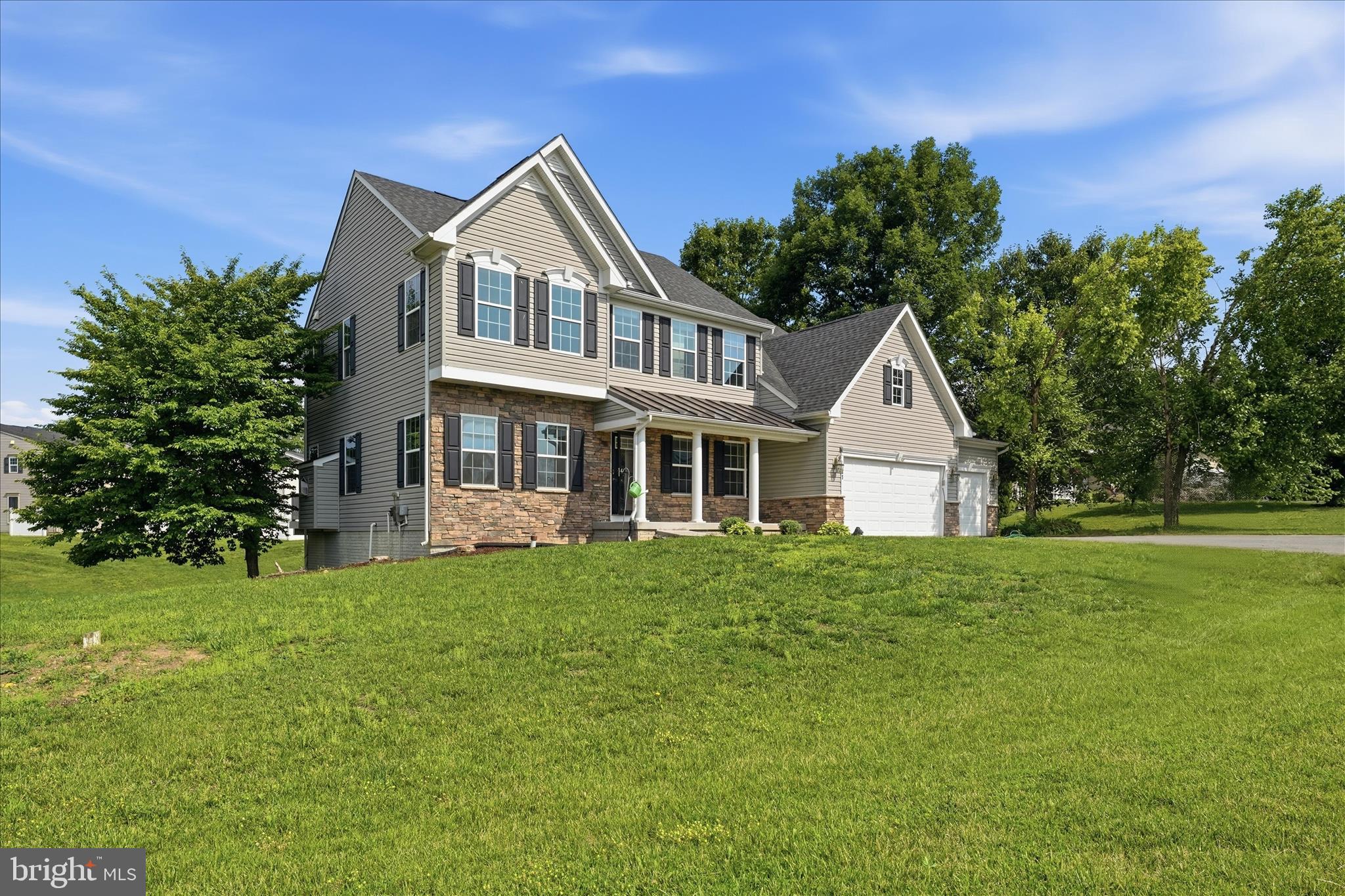 BROOKFIELD - Residential