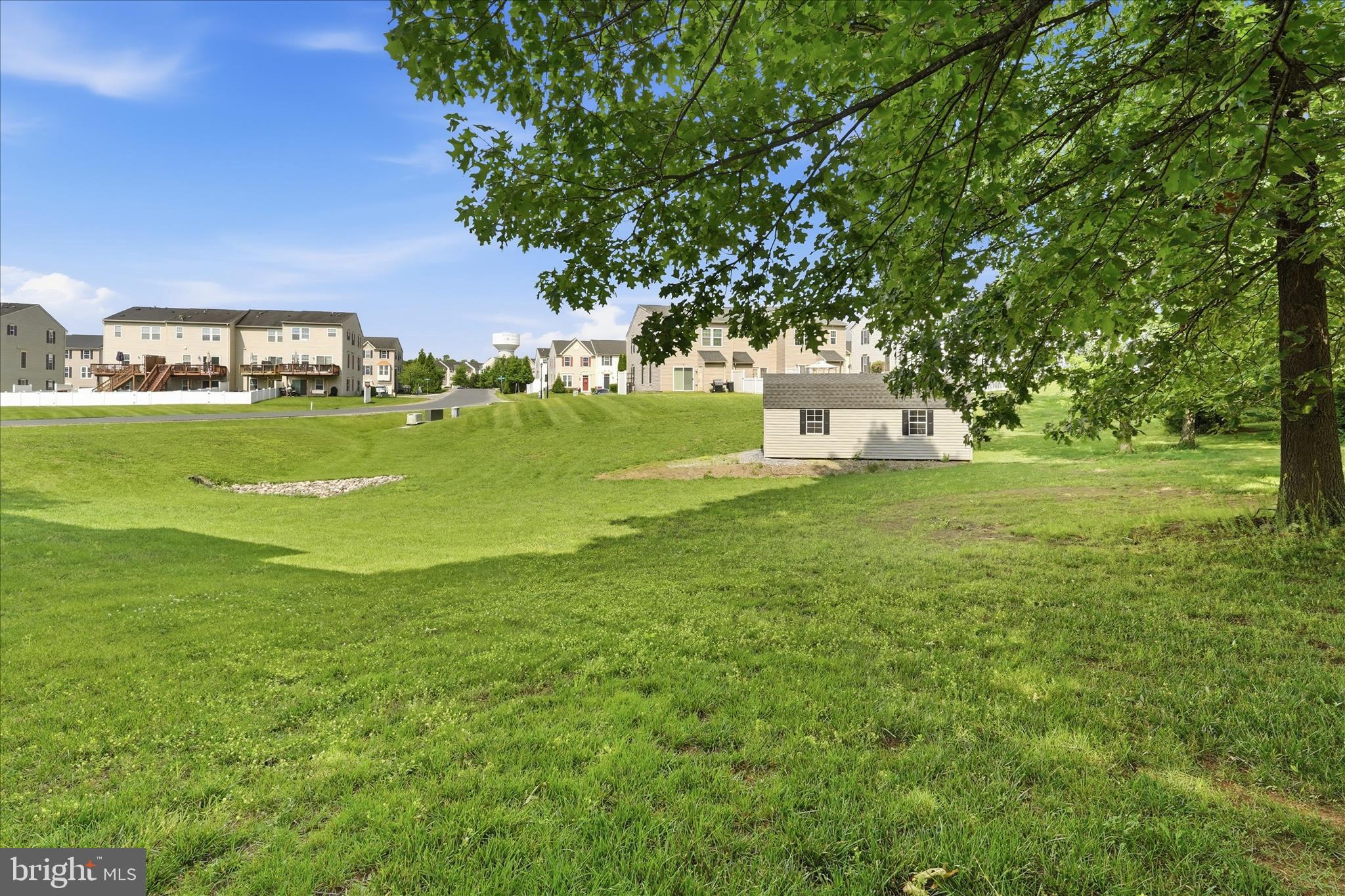 BROOKFIELD - Residential