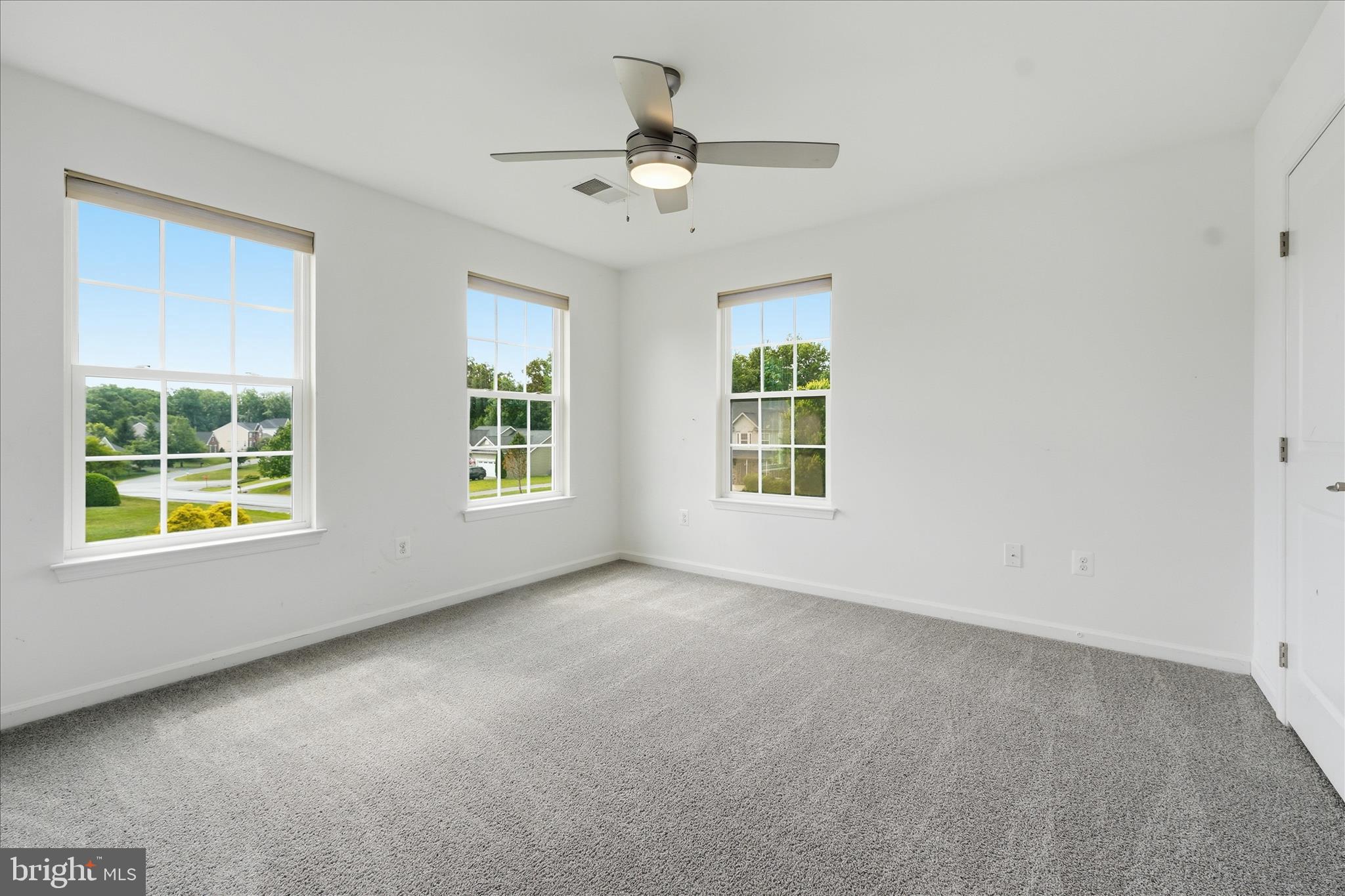 BROOKFIELD - Residential