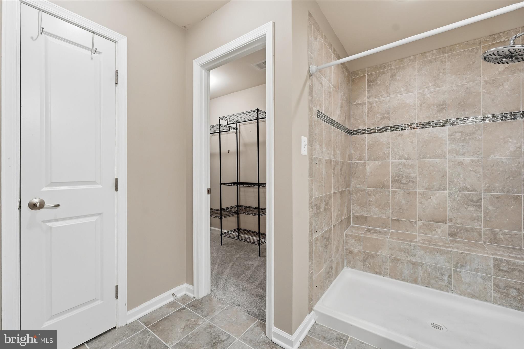 BROOKFIELD - Residential