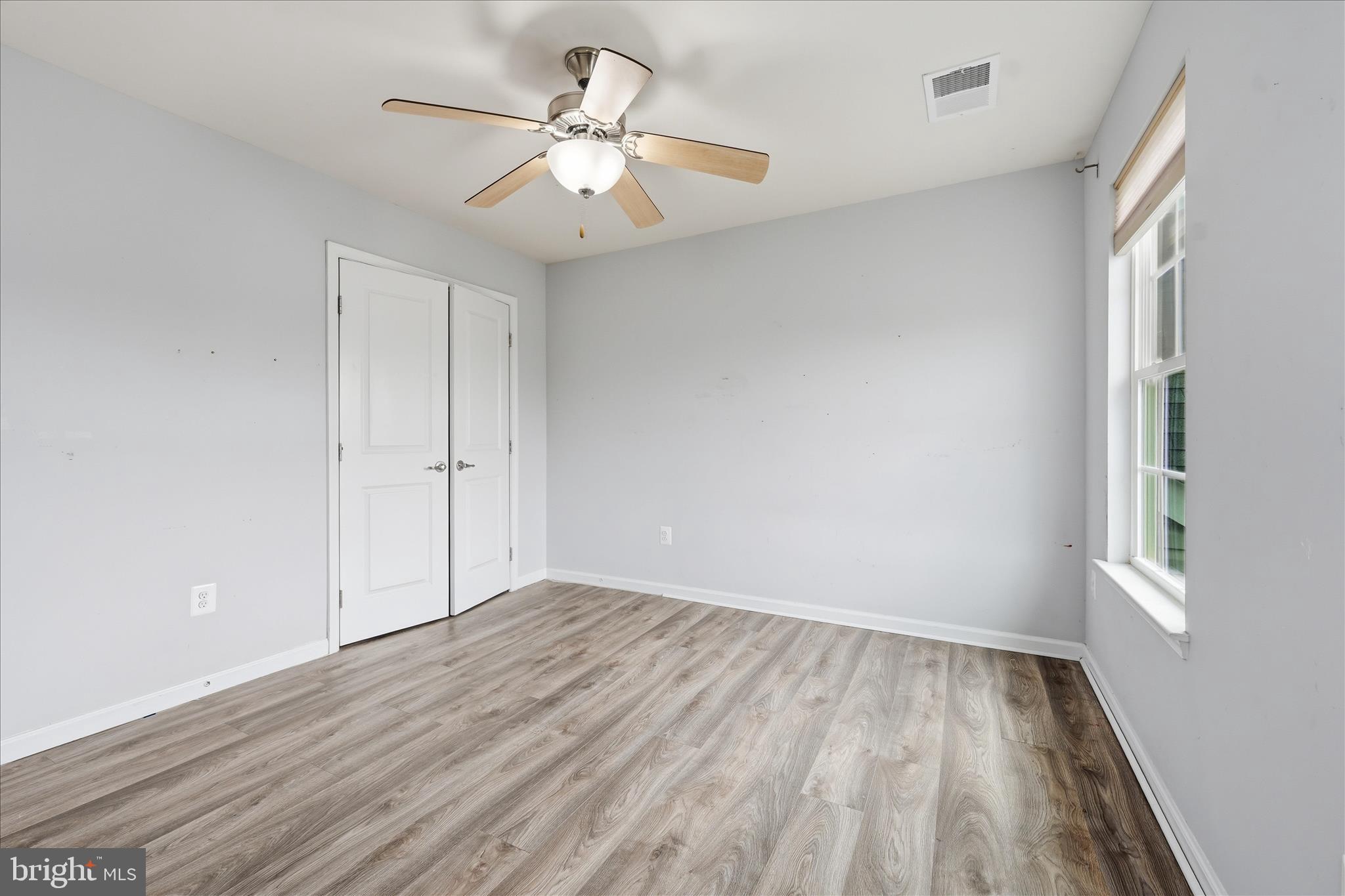 BROOKFIELD - Residential