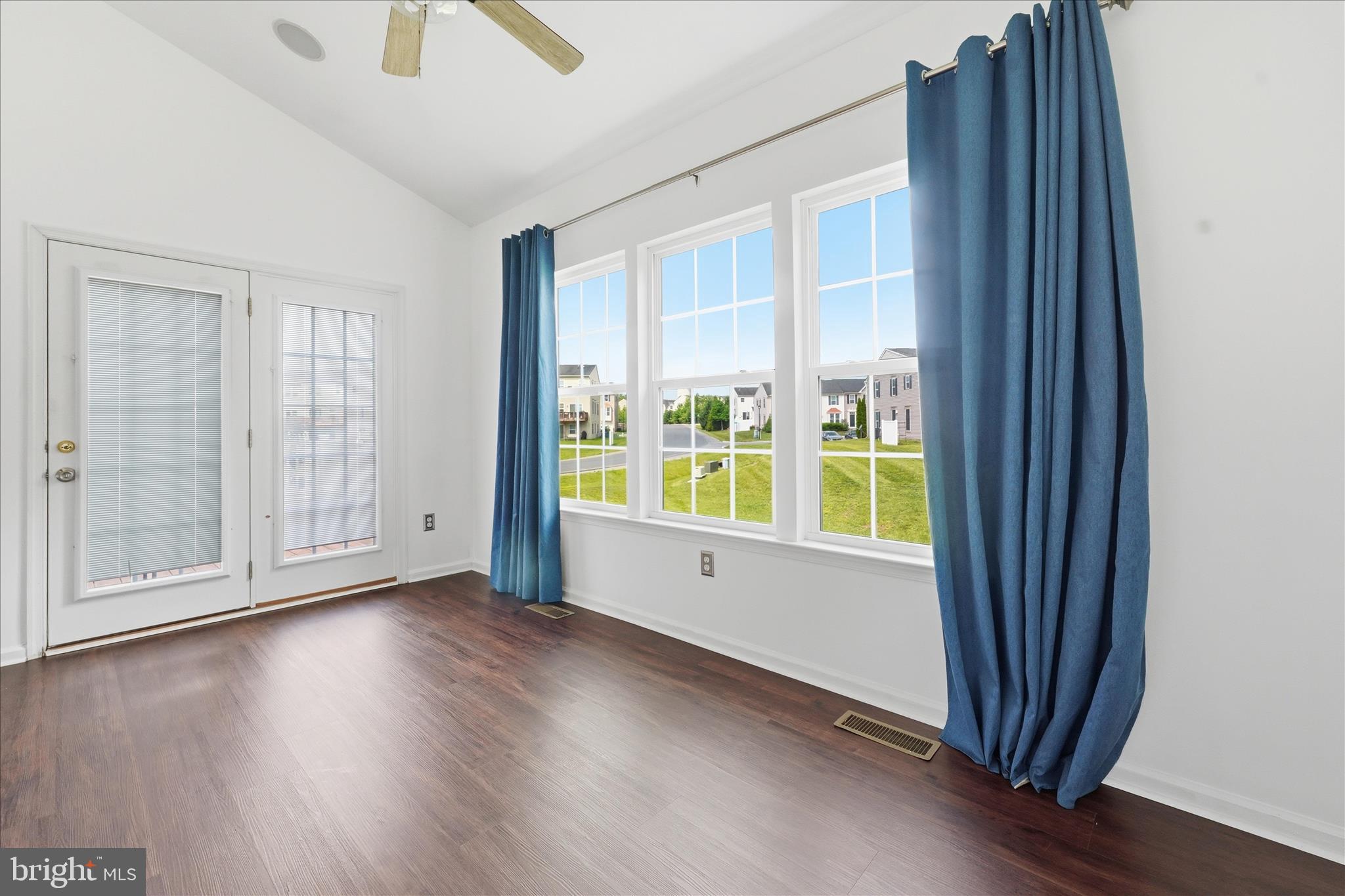BROOKFIELD - Residential