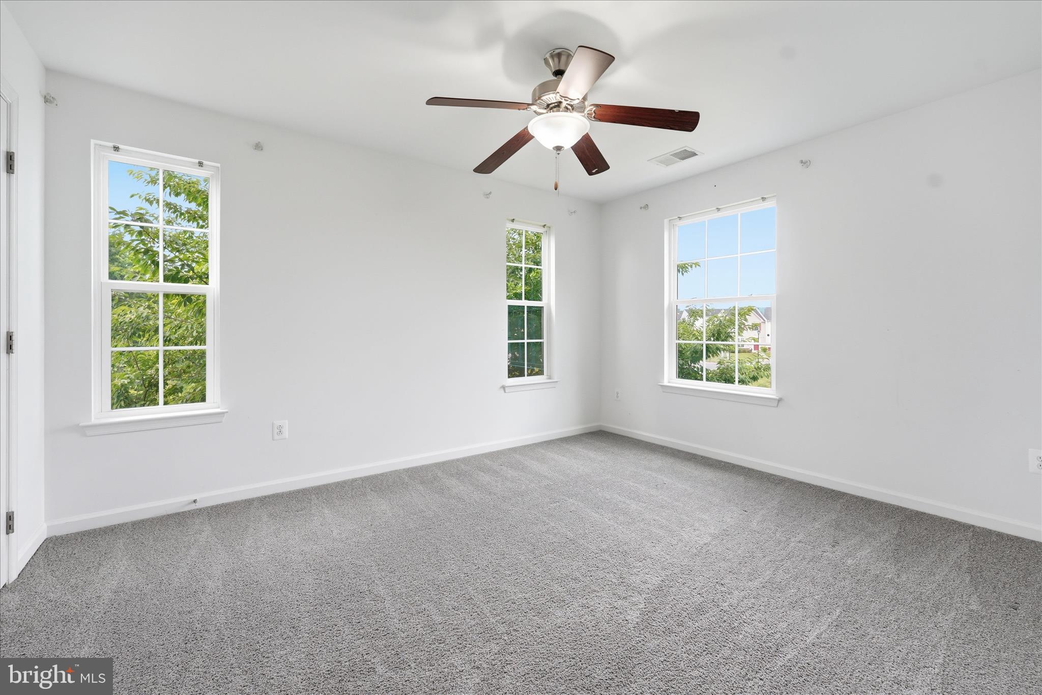 BROOKFIELD - Residential