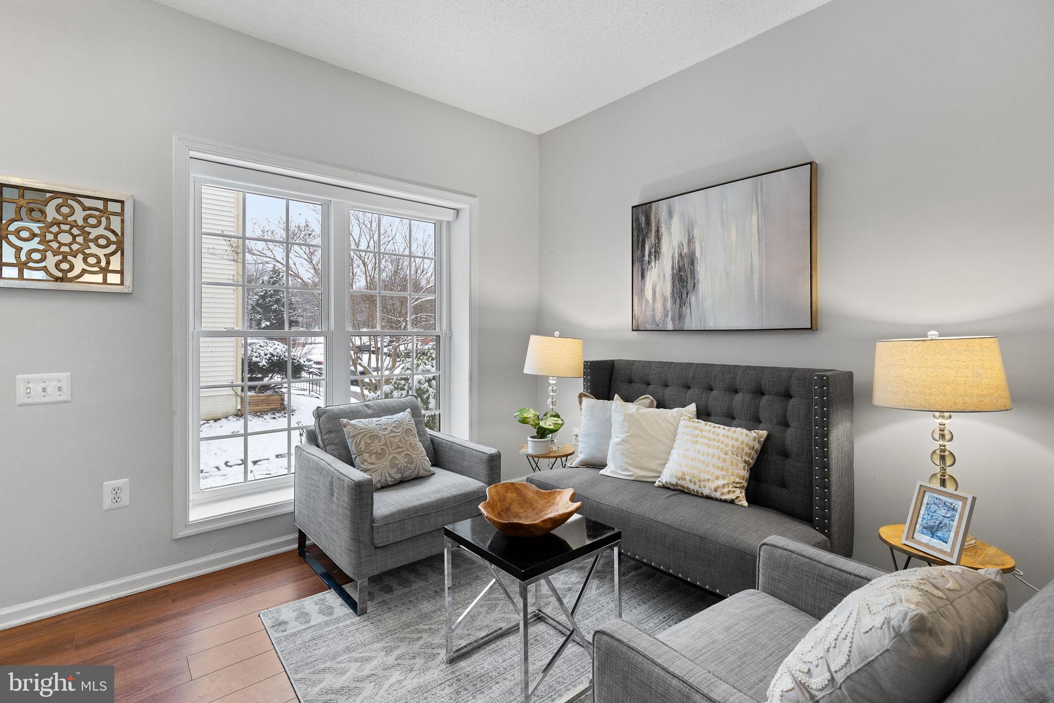 WOODSTONE - Residential