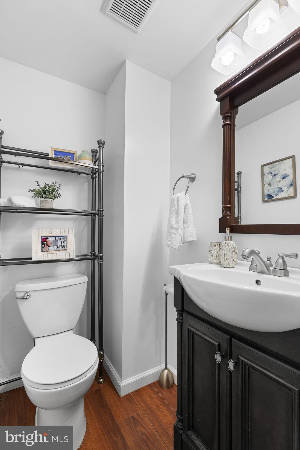 WOODSTONE - Residential