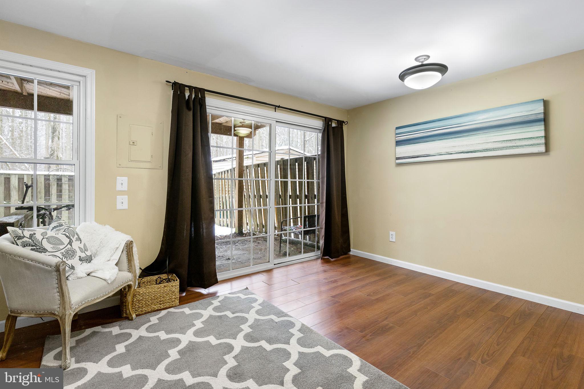 WOODSTONE - Residential