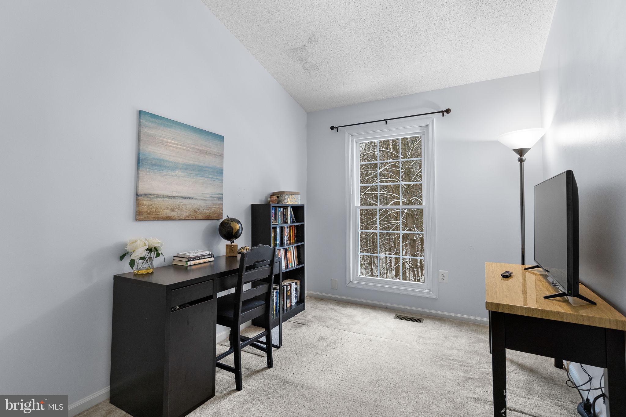 WOODSTONE - Residential