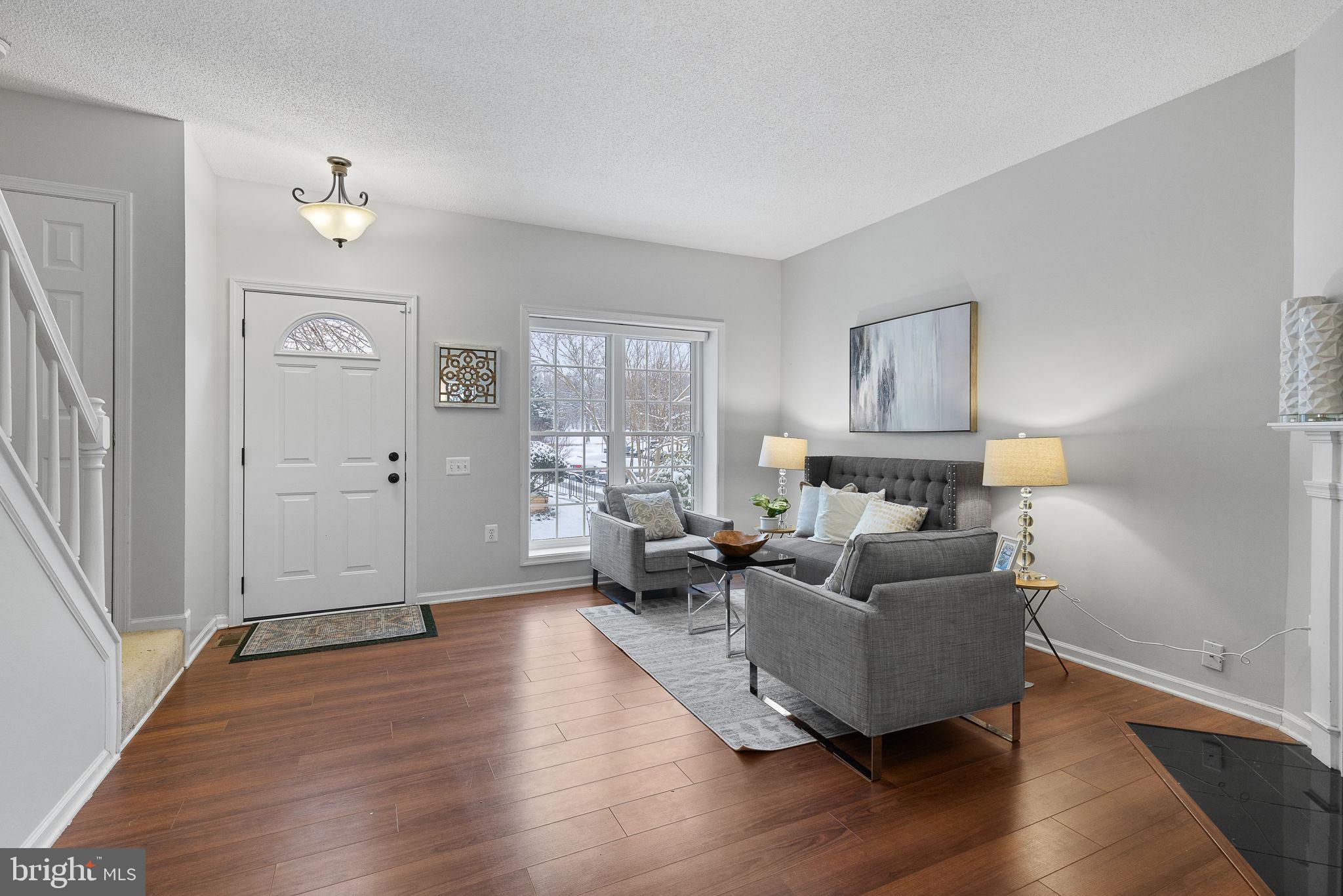 WOODSTONE - Residential