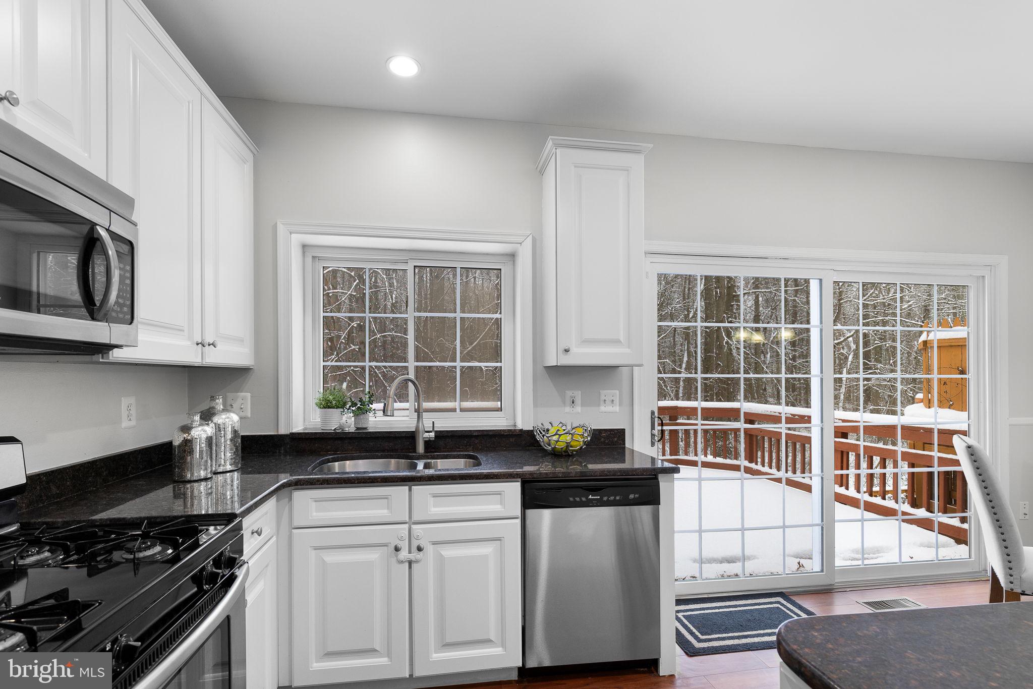 WOODSTONE - Residential
