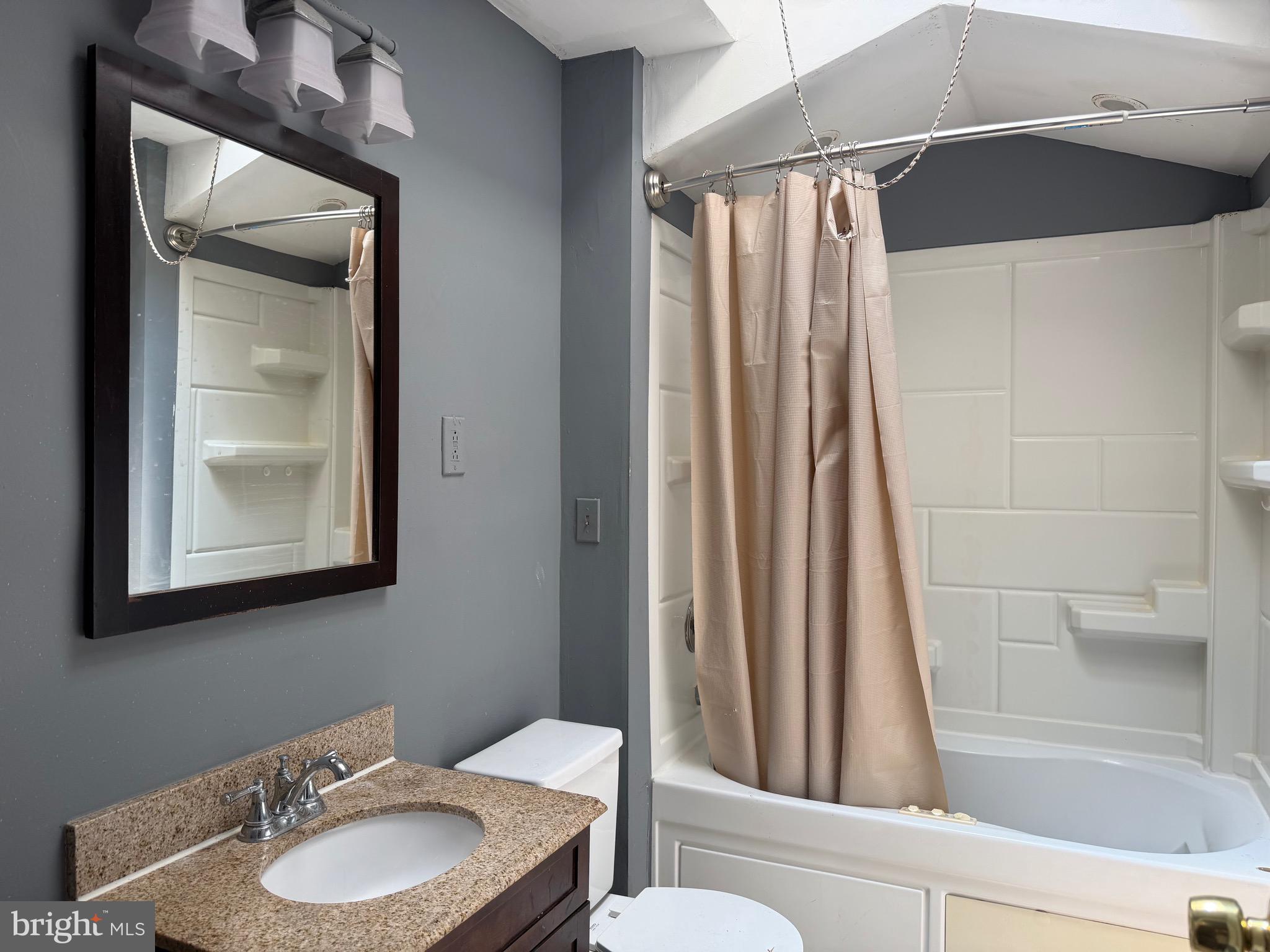 MAYFAIR - Residential