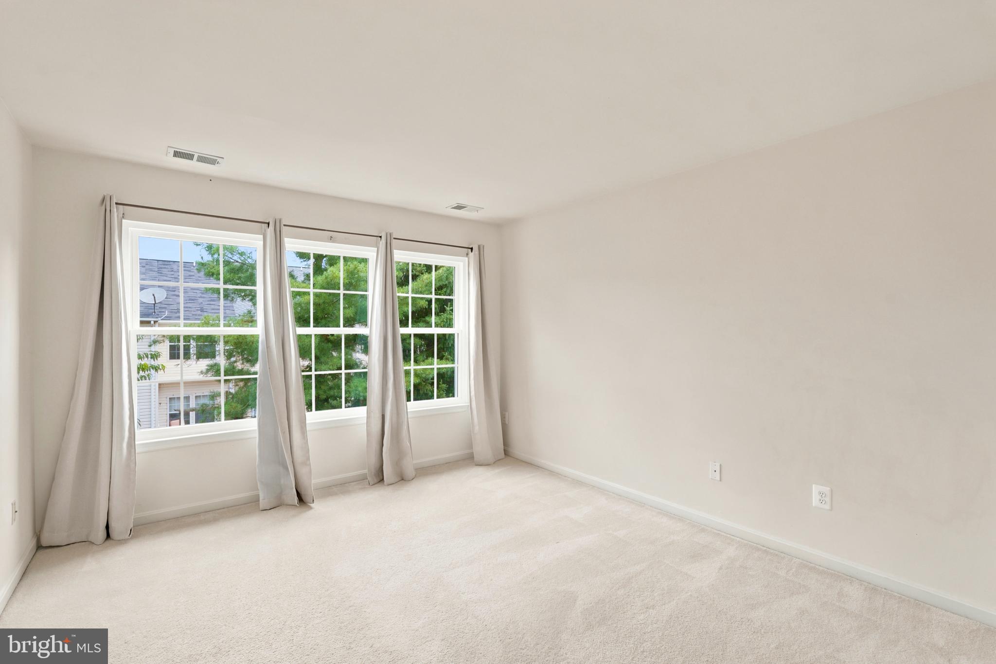 POTOMAC STATION - Residential