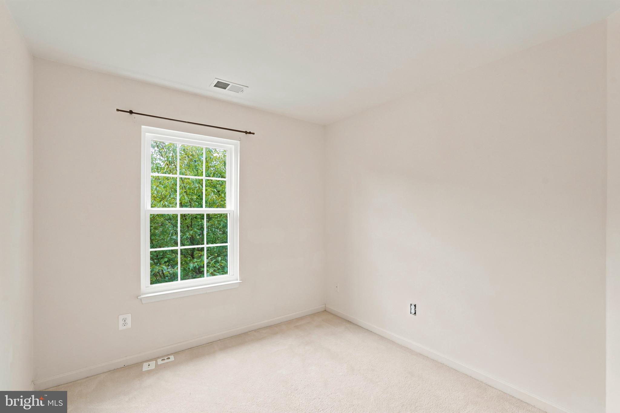 POTOMAC STATION - Residential