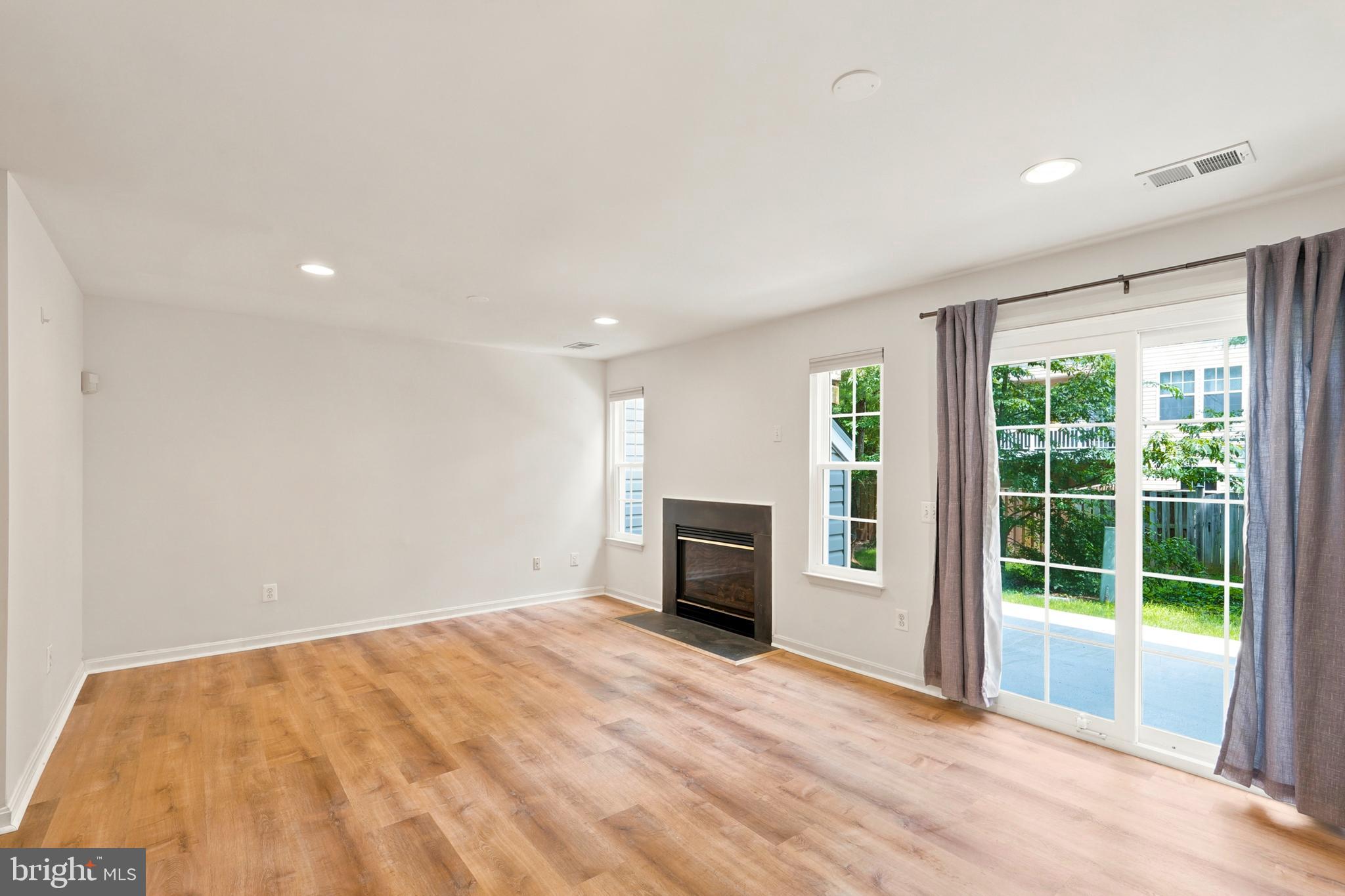POTOMAC STATION - Residential