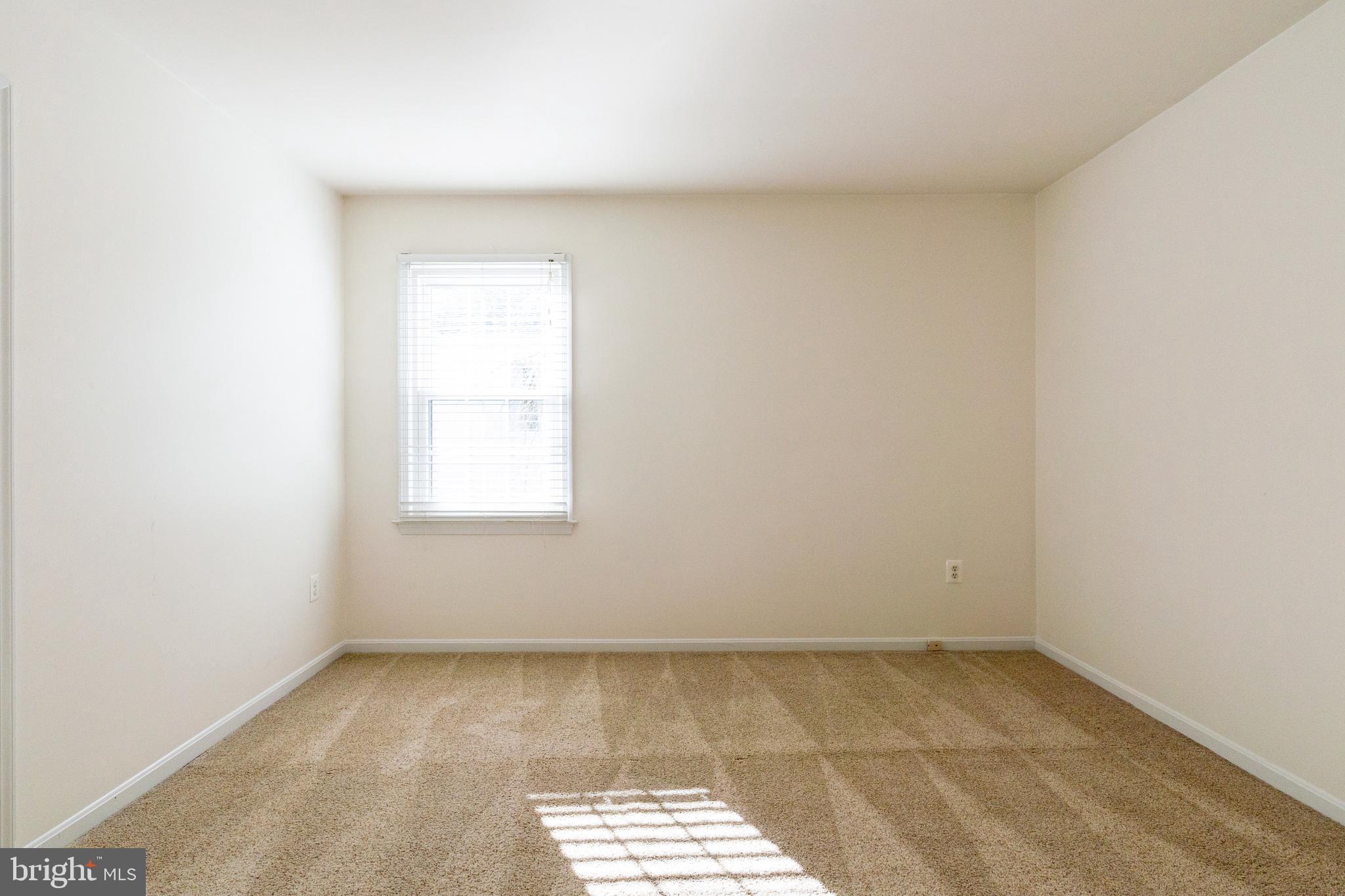 ROLLING FOREST - Residential Lease