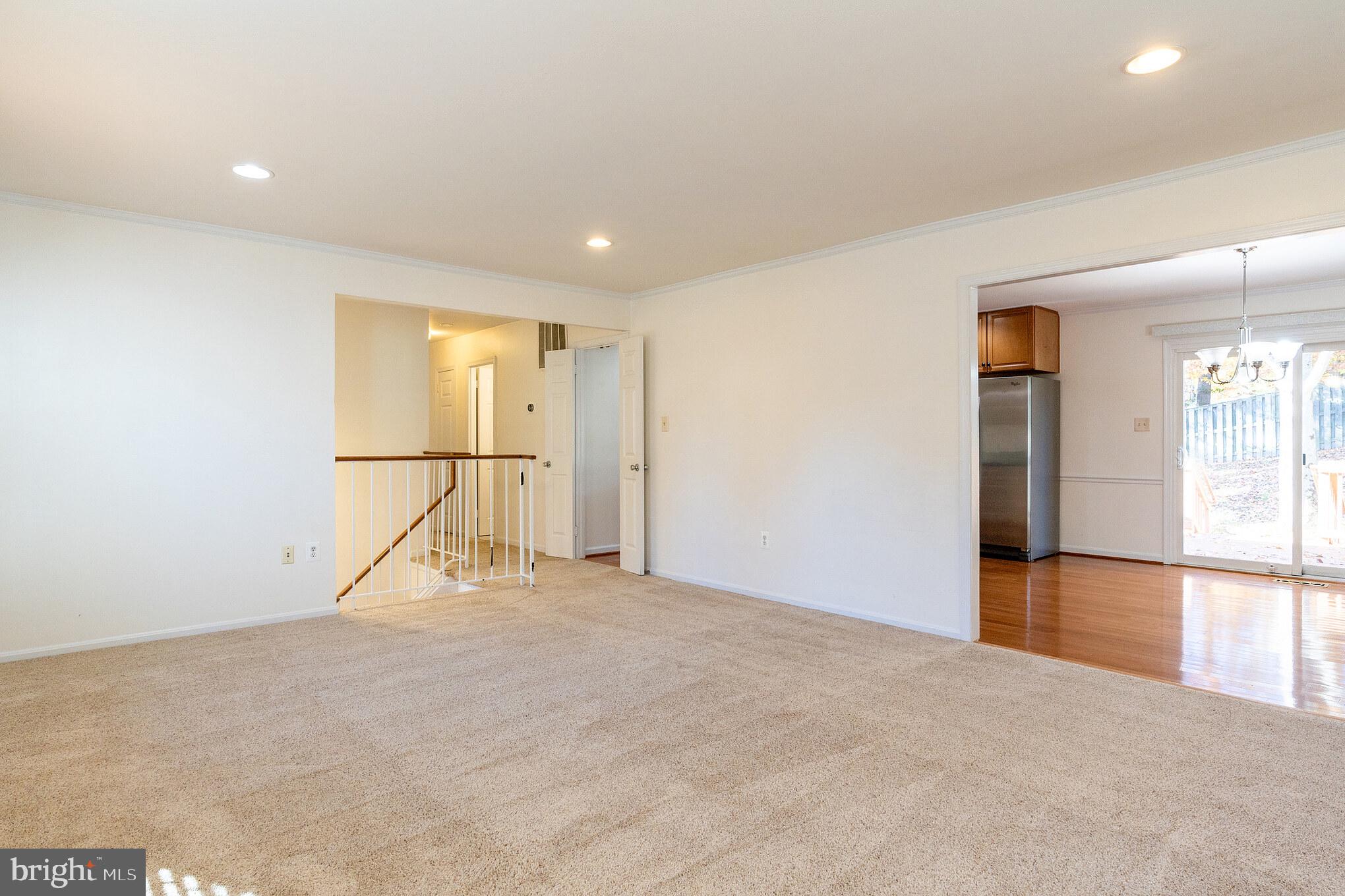 ROLLING FOREST - Residential Lease