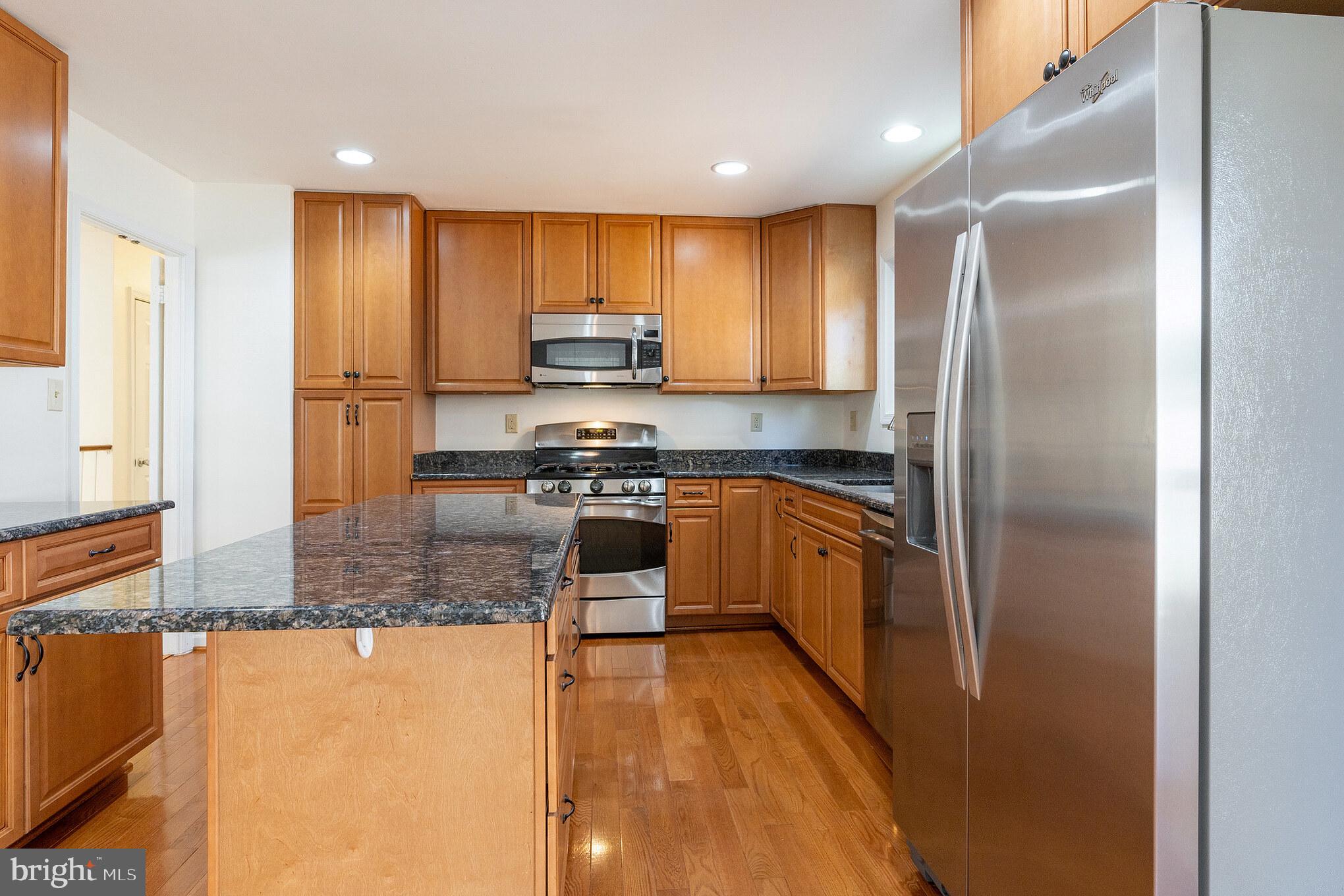 ROLLING FOREST - Residential Lease