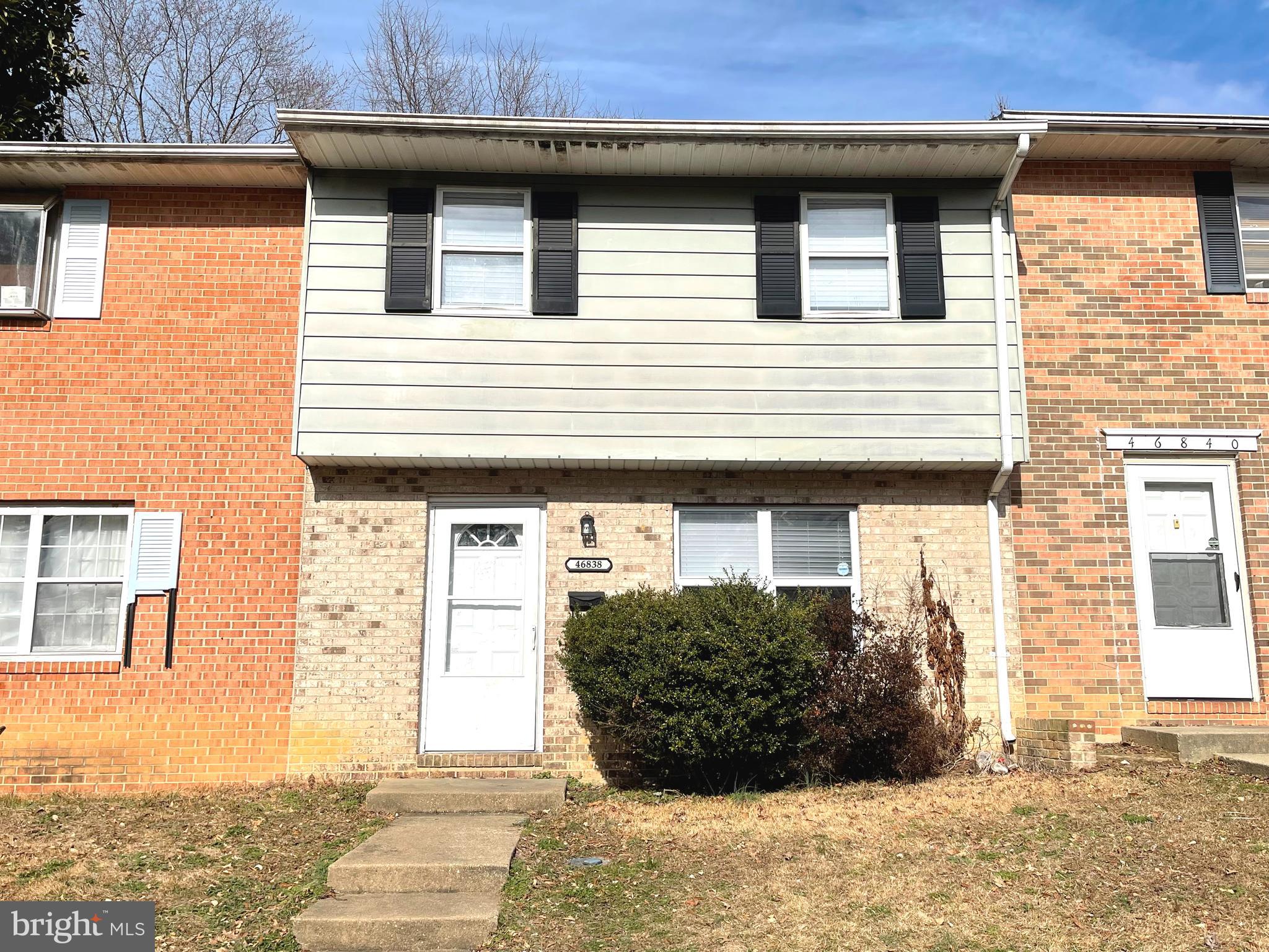 COLONY SQUARE - Residential Lease