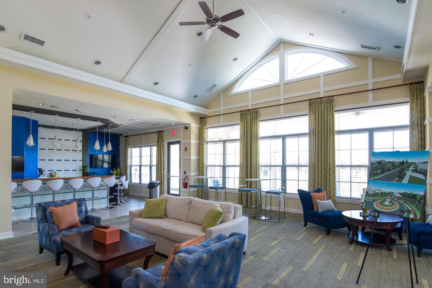 CREEKSIDE VILLAGE AT TANYARD SPRINGS - Residential